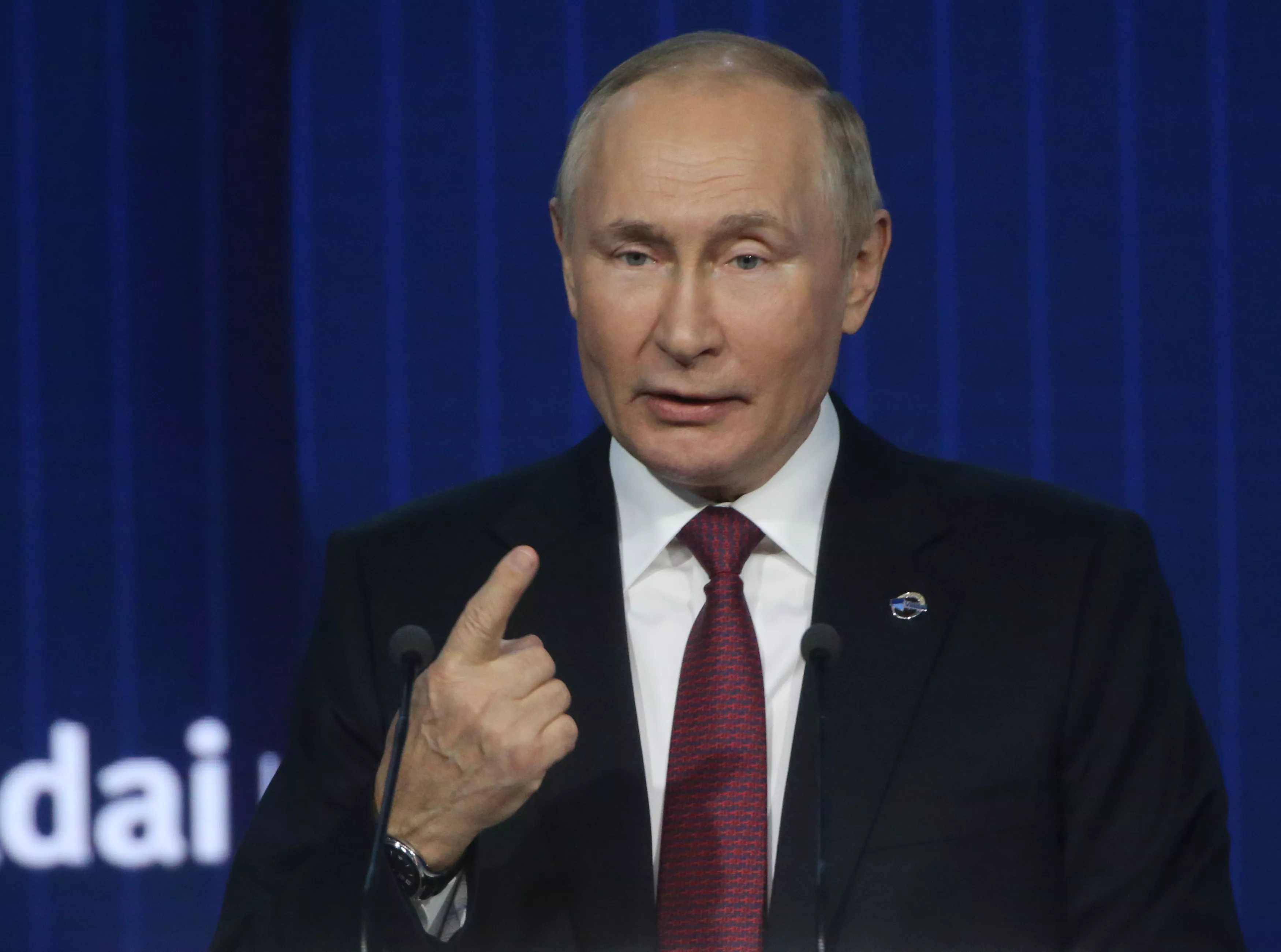 Ukraine Resurfaces Putin Body Double Claim, Asks if Russian Leader 'Exists' - Vimarsana News