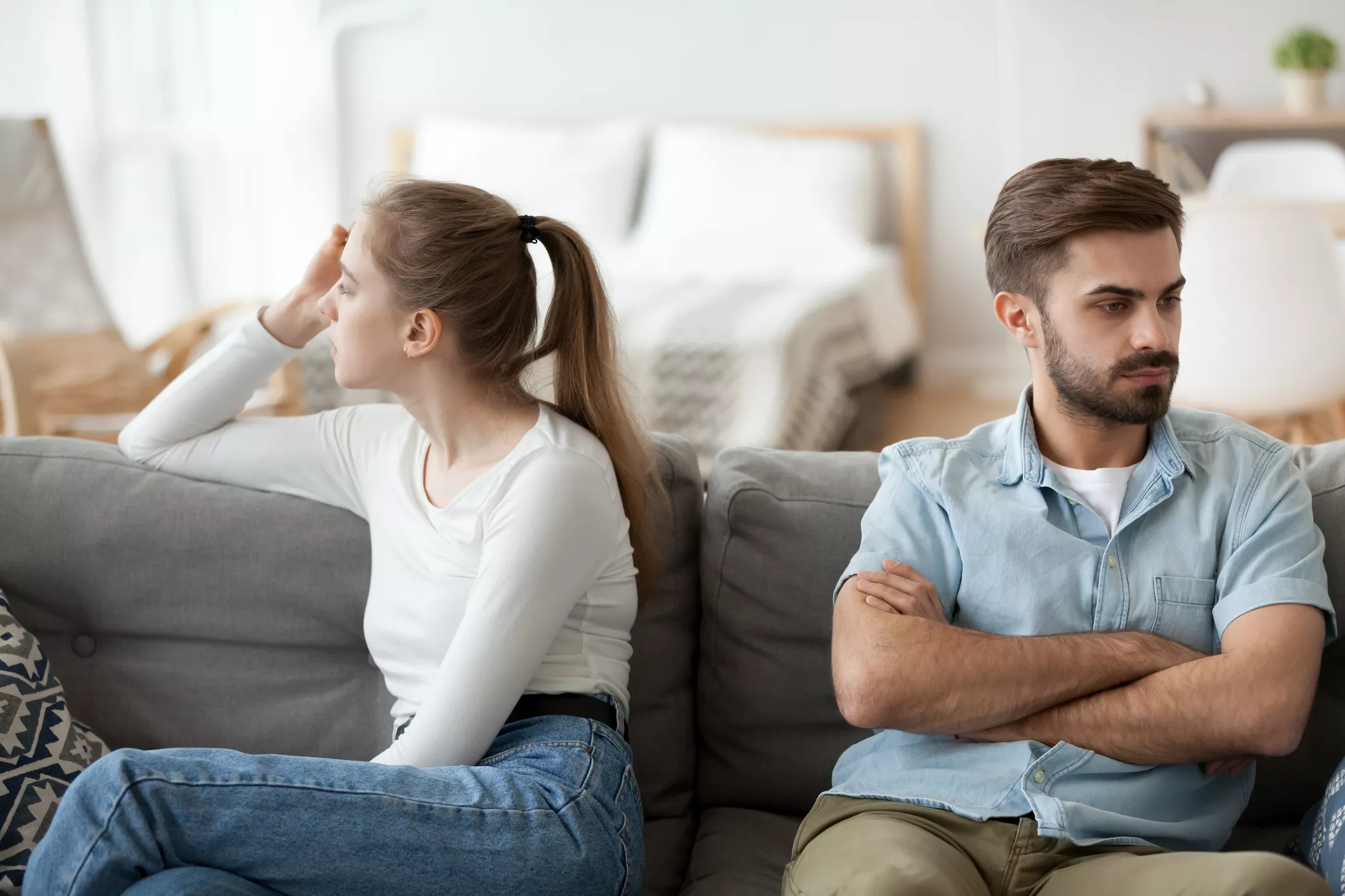 Woman Dumping Boyfriend Due to His Friends 'Ignoring Her' Sparks Debate - Vimarsana News