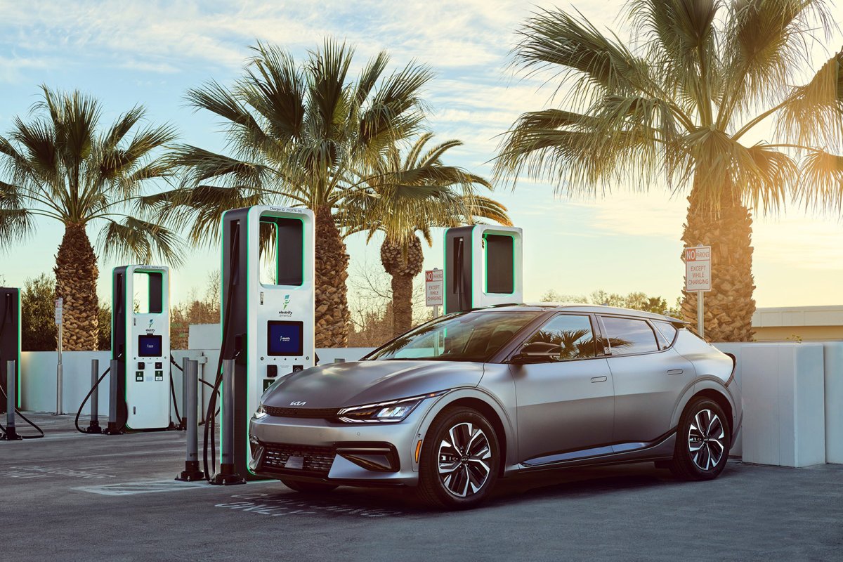 2022 Kia EV6 charging