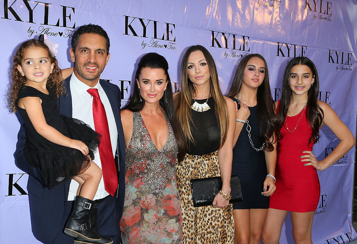 The Advice 'RHOBH' Star Kyle Gave Her Daughters For 'Buying Beverly Hills'