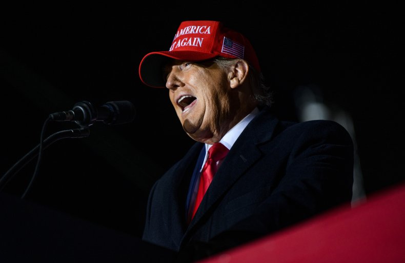Trump speaks in Sioux City, Iowa