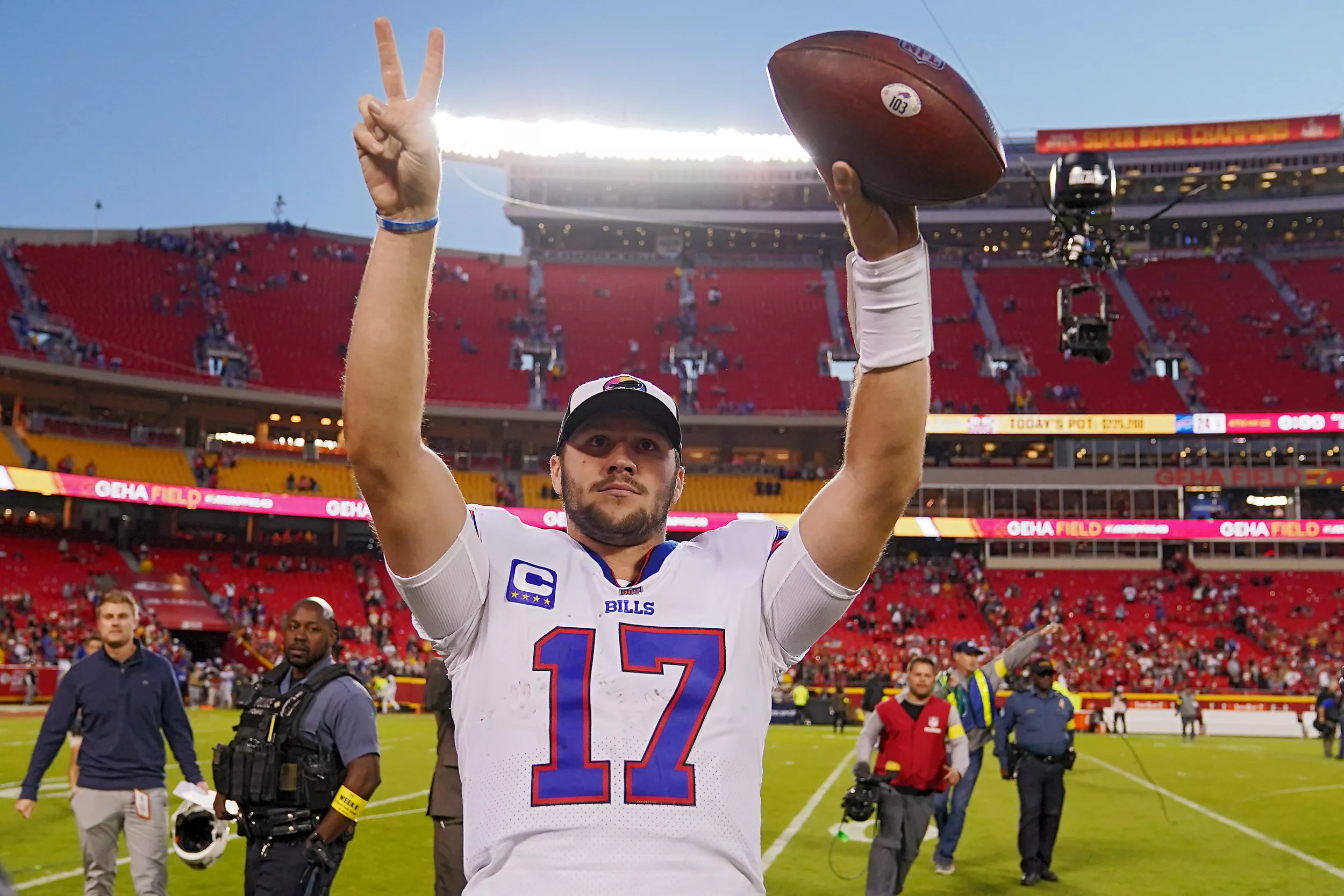 'Cringe' Bills Fans Bashed for 'Ruining' Boy's Moment With Josh Allen - Vimarsana News