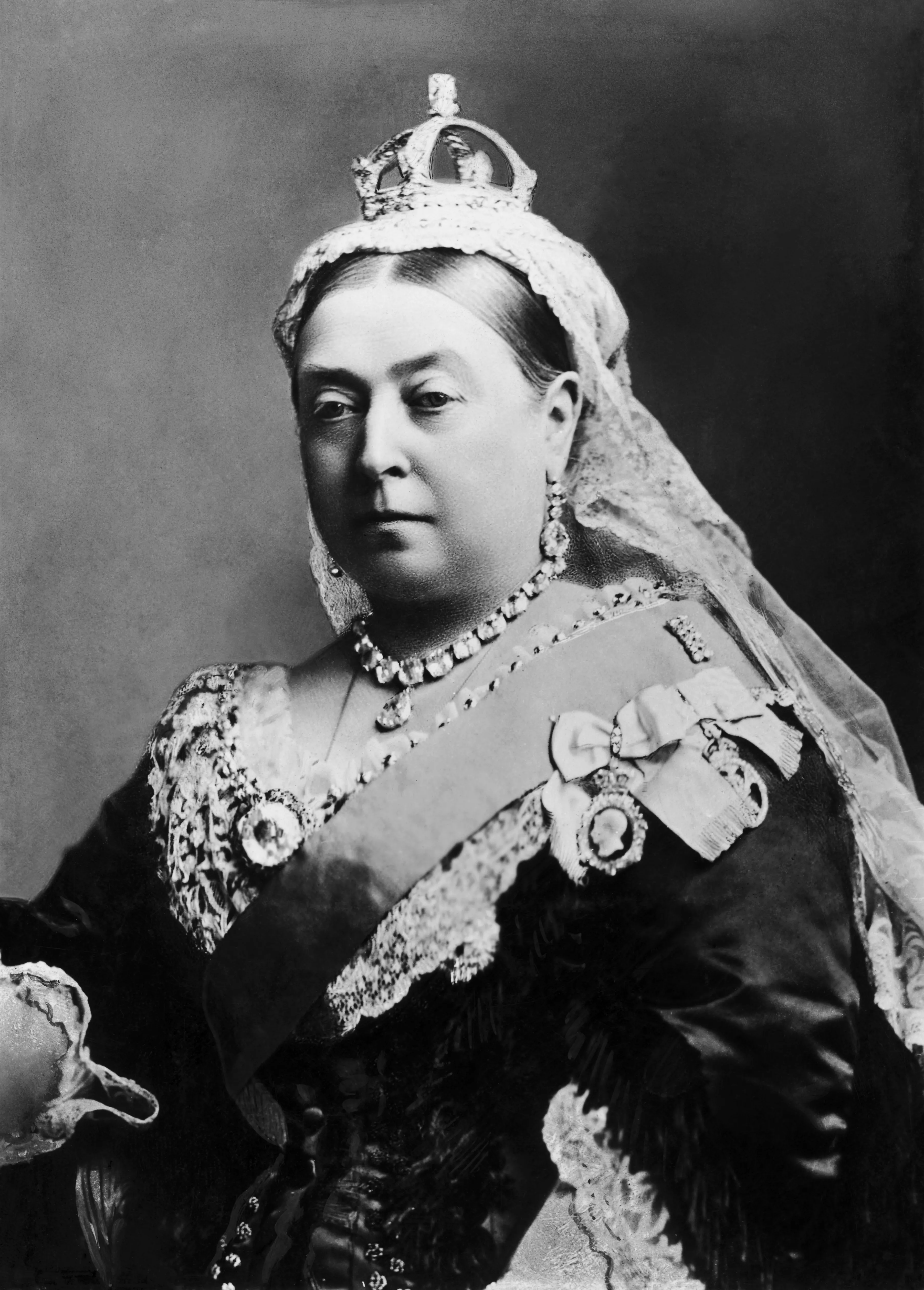 What Is Queen Victoria Syndrome? Episode 1 of 'The Crown' Explained - Vimarsana News