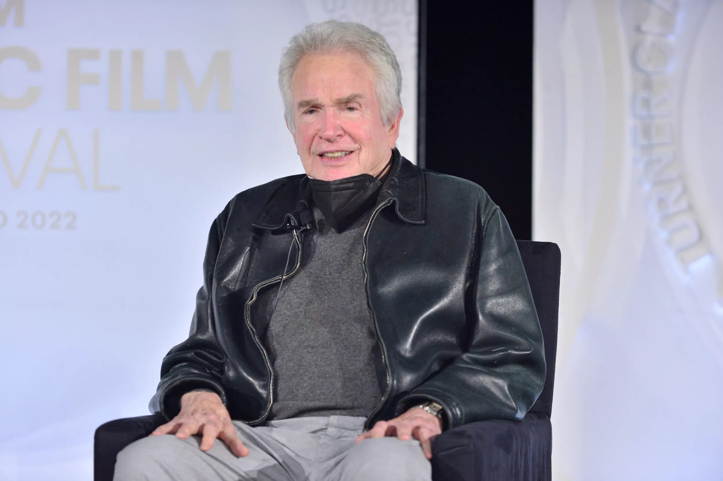 Warren Beatty Accused of Grooming, Coercing Minor Into Sex 50 Years Ago - Vimarsana News