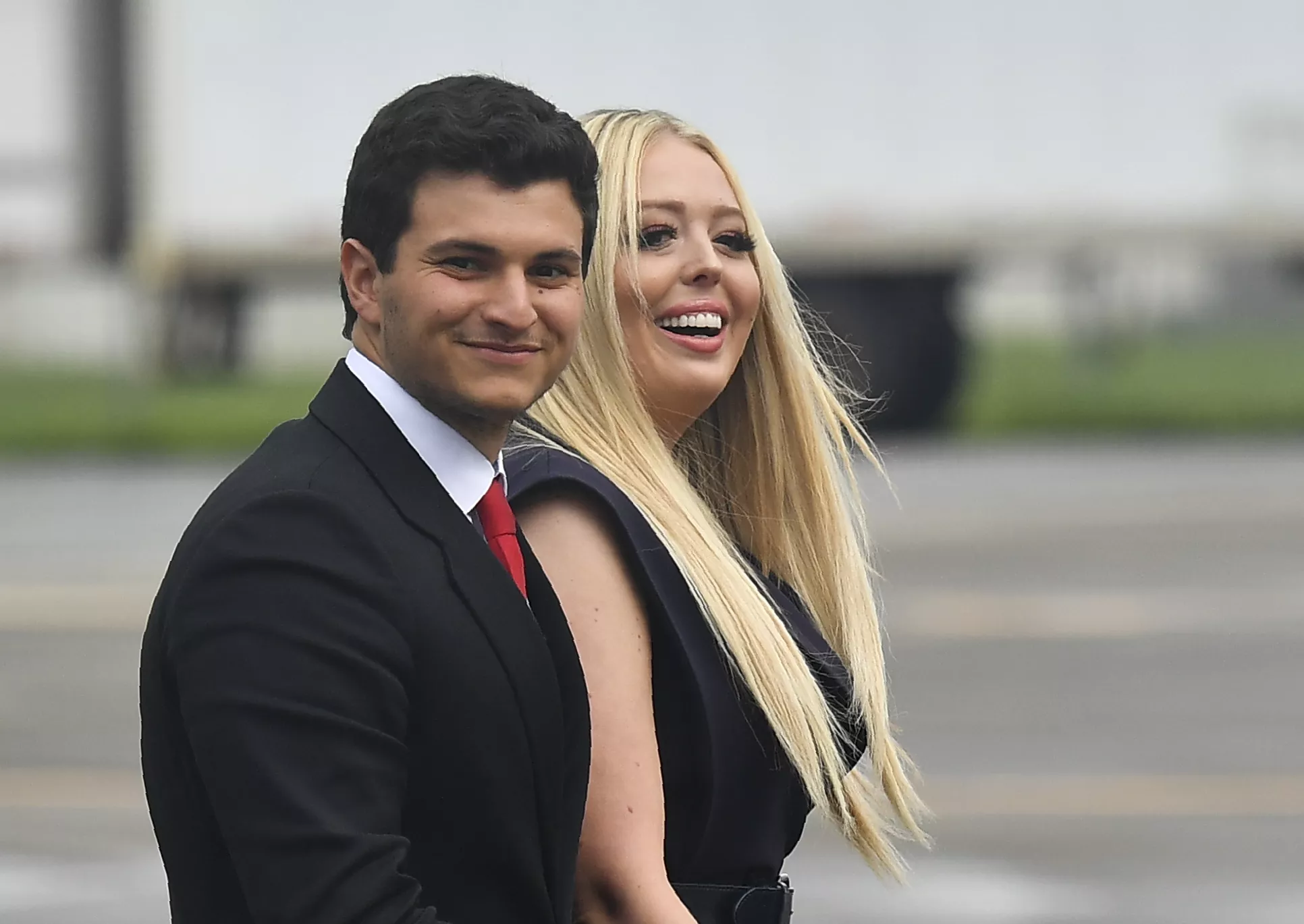 Blindfolded Dancers at Tiffany Trump's Wedding Raise Eyebrows: 'Eyes Wide Shut?' - Vimarsana News