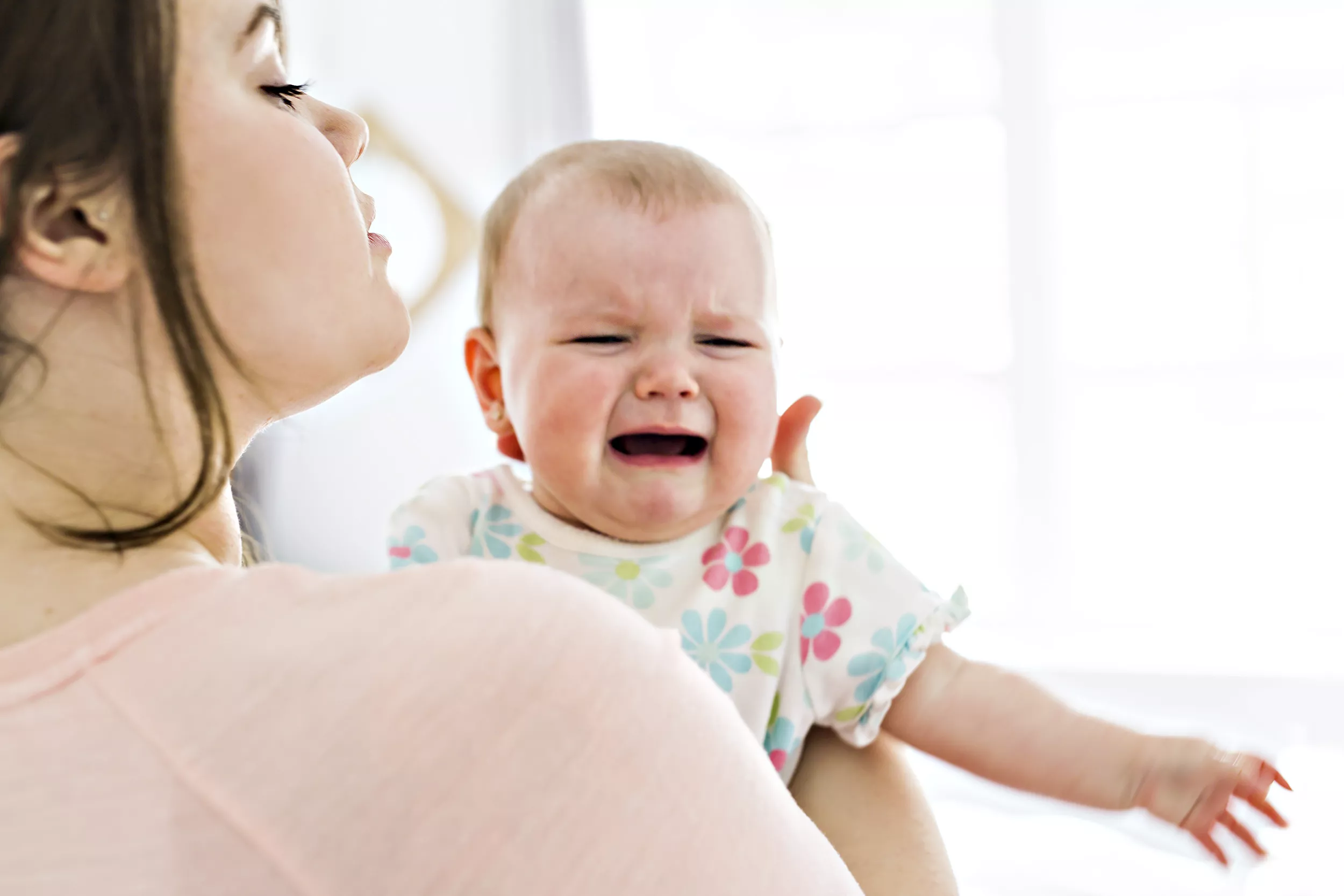 Woman Backed for Wanting to Change Tables to Avoid a Crying Baby - Vimarsana News