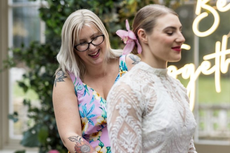 Beckie Melvin Plans Weddings