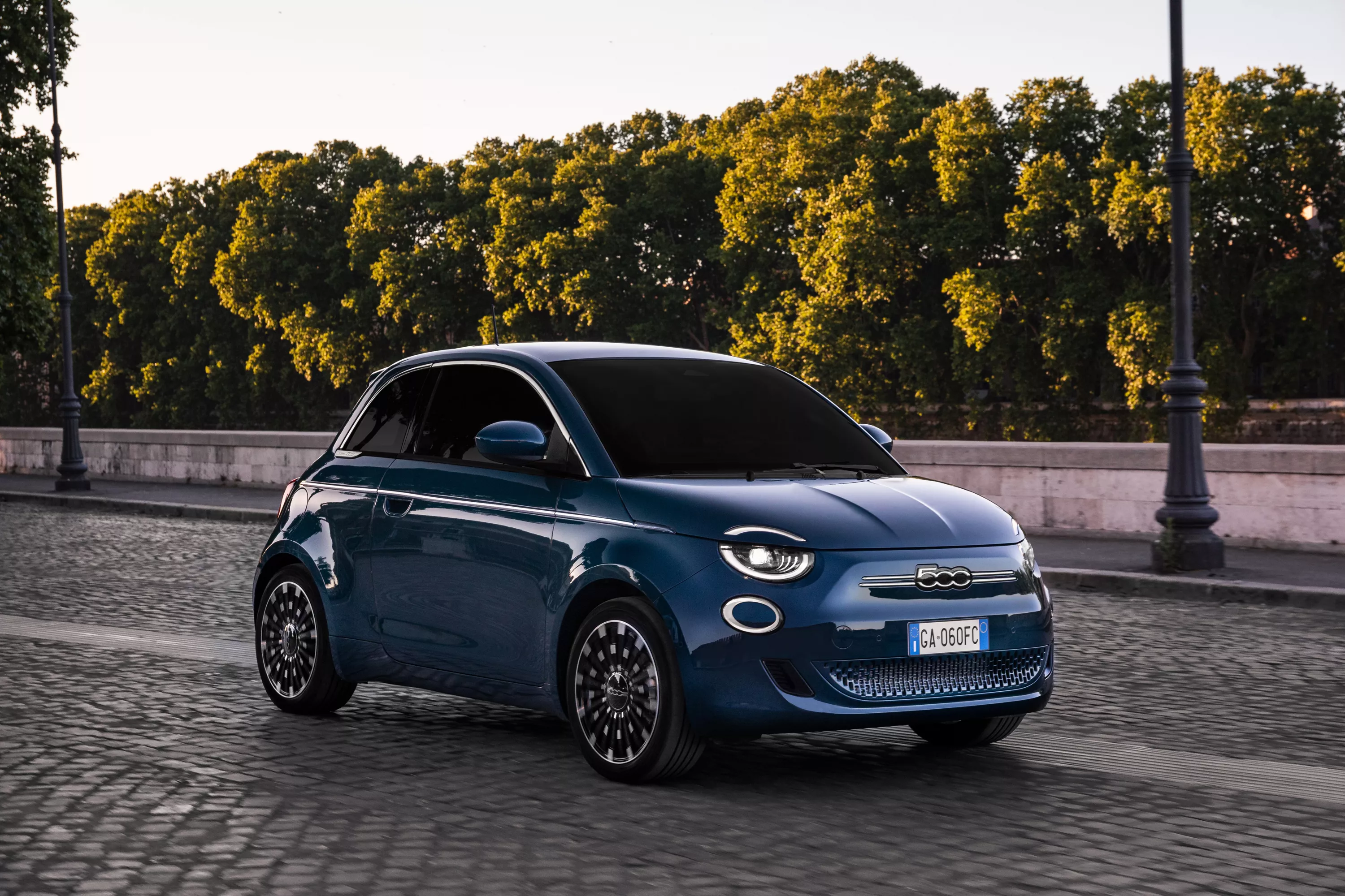 Three Designer Electric Fiat 500e Concepts Point to an American Comeback - Vimarsana News