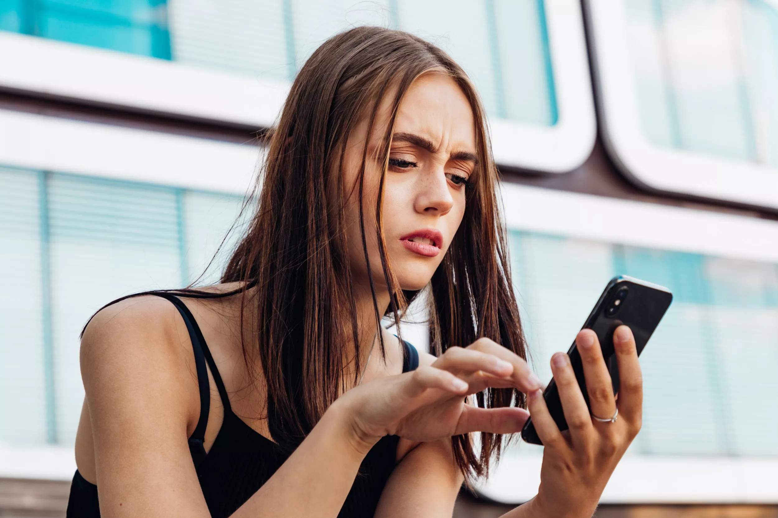The 3 Biggest Mistakes People Make When Online Dating - Vimarsana News