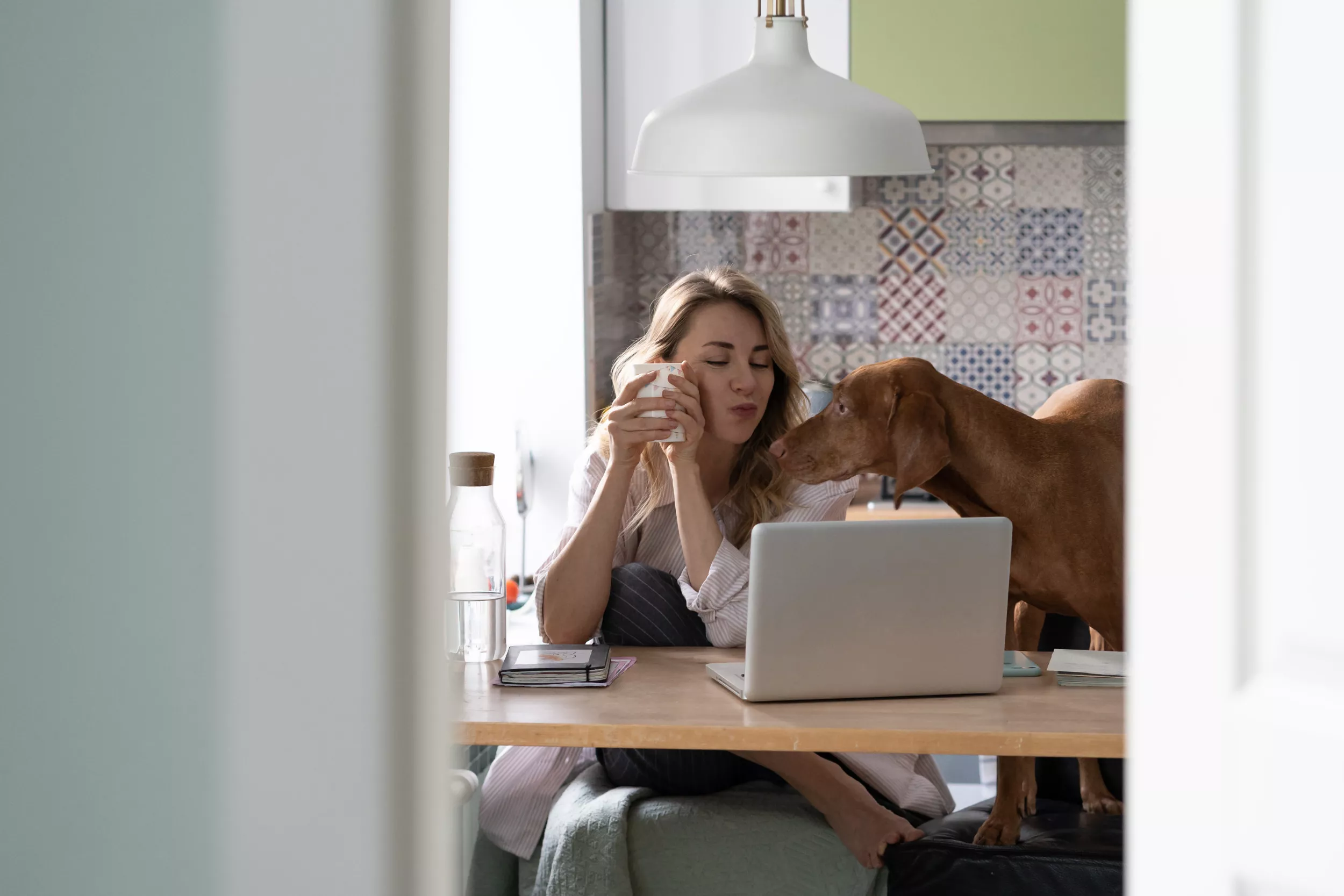 Woman Revealing Why She Shows Only Half Her Face on Work Calls Melts Hearts - Vimarsana News