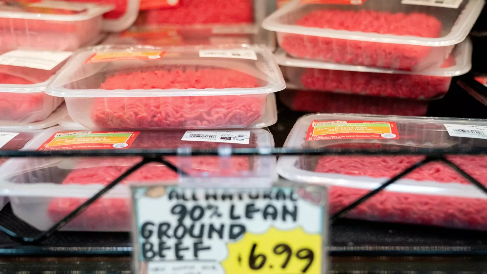 MXNS México on X: Abbyland Foods is recalling approximately 14,976 pounds of beef sticks due to misbranding and undeclared allergens. The product contains milk, a known allergen, which is not declared on
