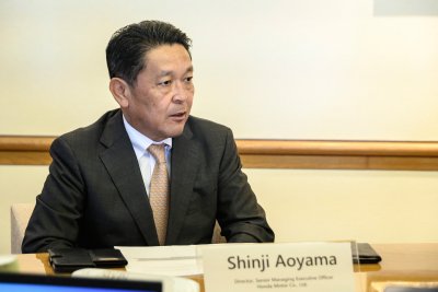 Shinji Aoyama Shinji Aoyama