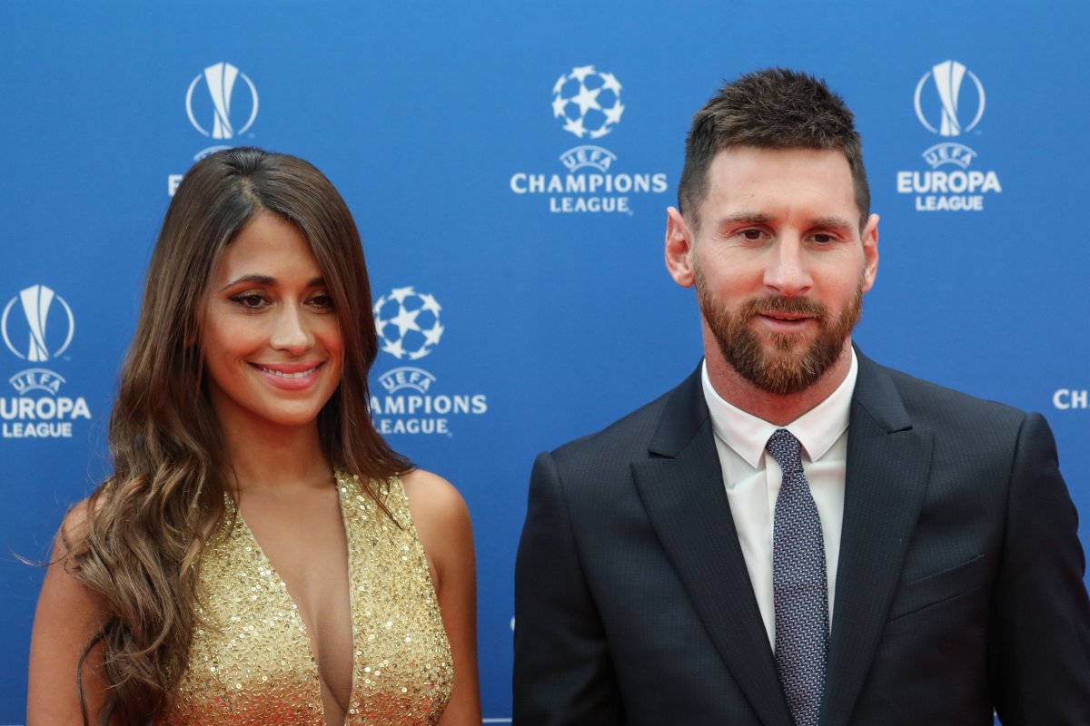 Lionel Messi and his wife Antonella 