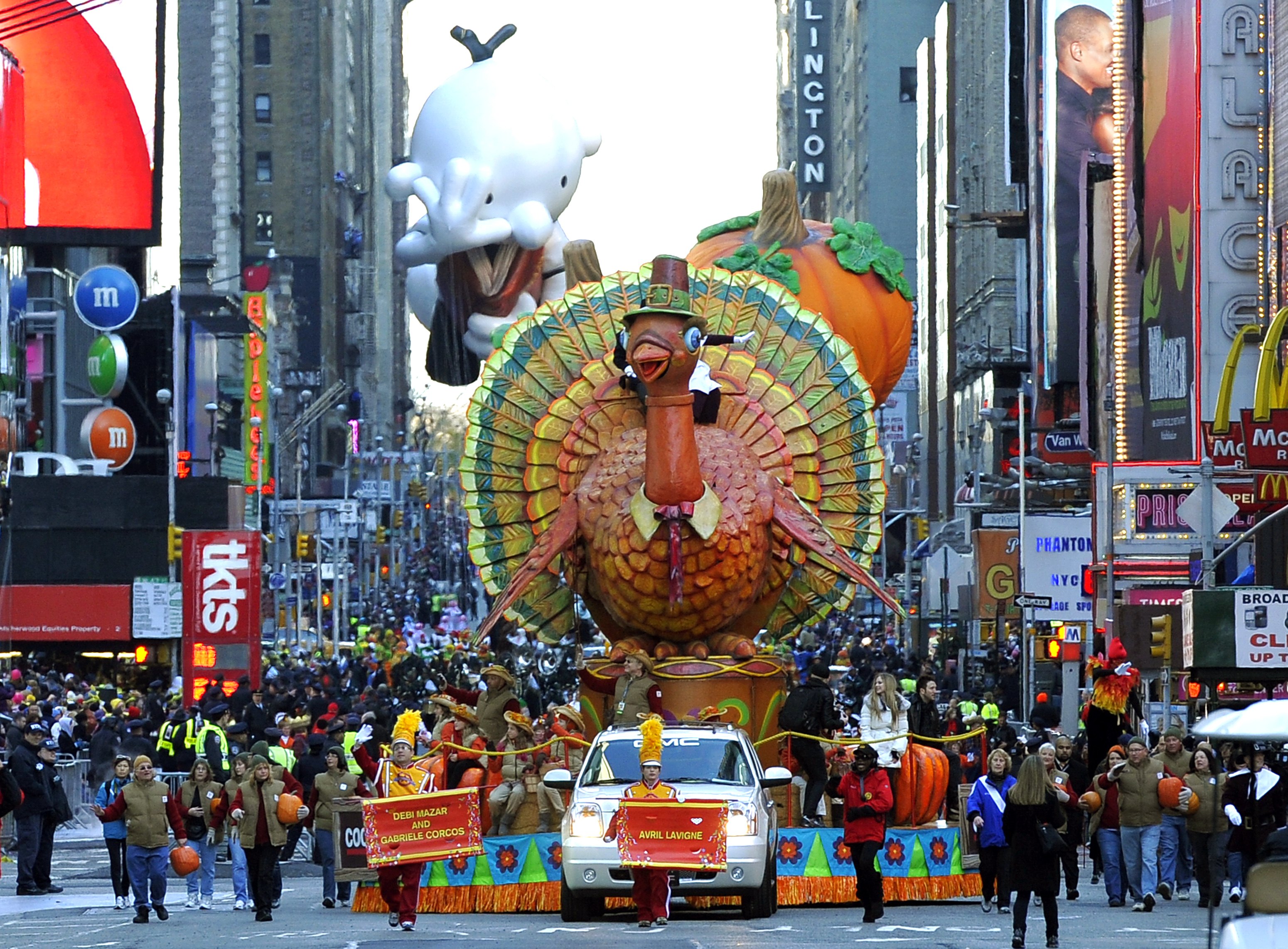 How to Watch Macys Thanksgiving Day Parade 2022 on TV, Livestream
