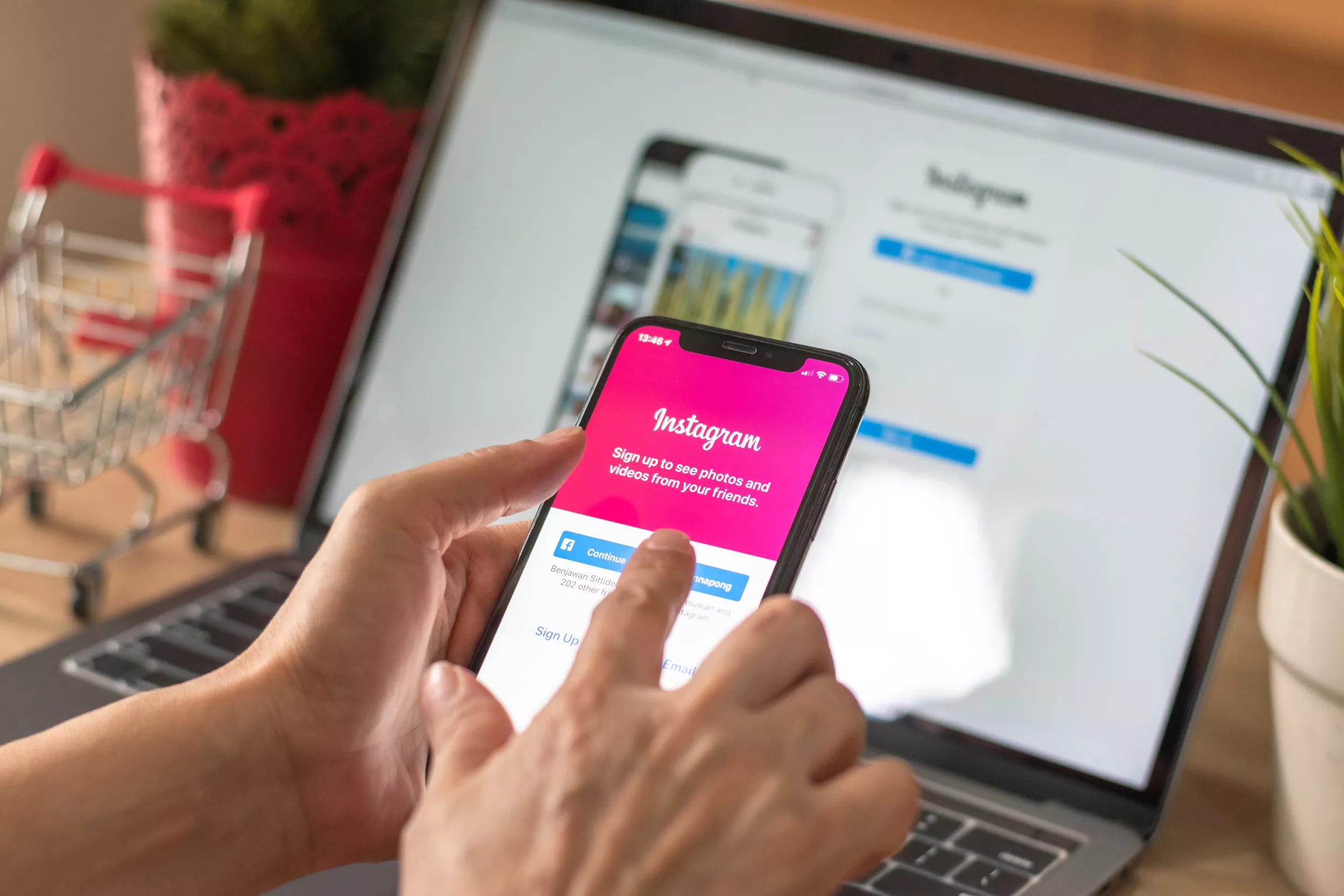 How To Create and Grow an Instagram Meme Page - Vimarsana News