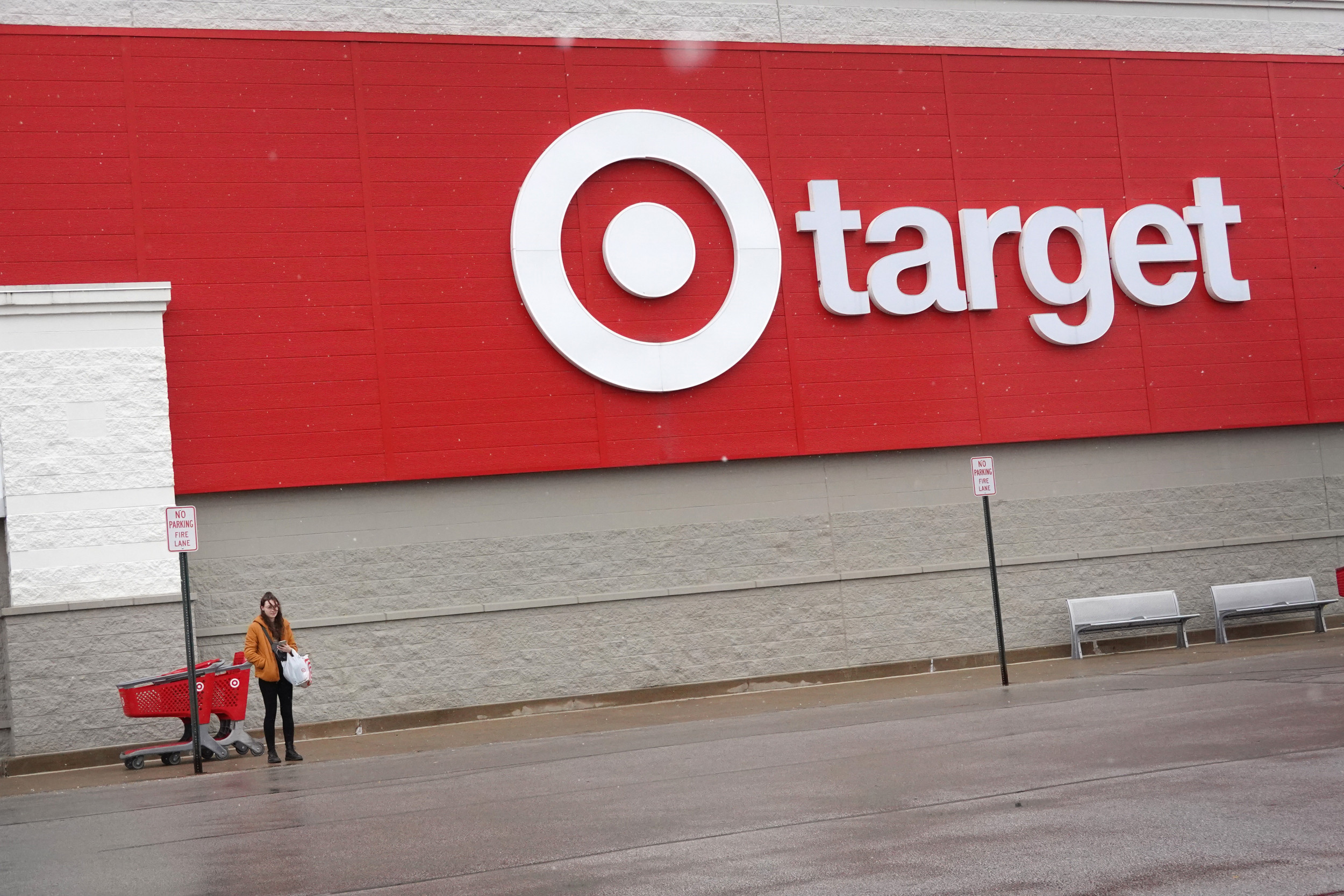 Chesapeake Dispels Target Active Shooter Rumor Hours After Walmart Tragedy