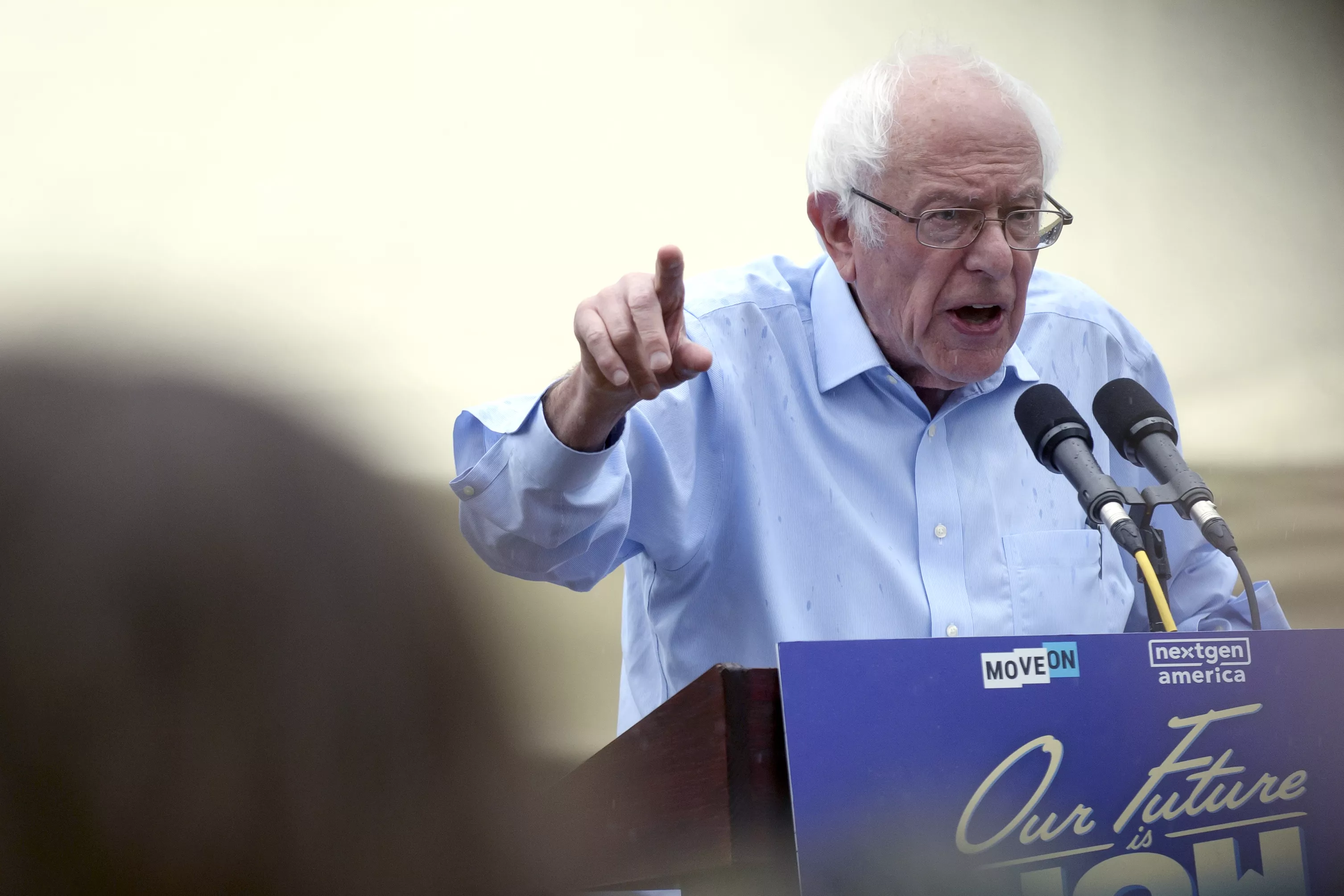Bernie Sanders Calls Out Amazon, Bezos in Black Friday Message to Workers - Vimarsana News