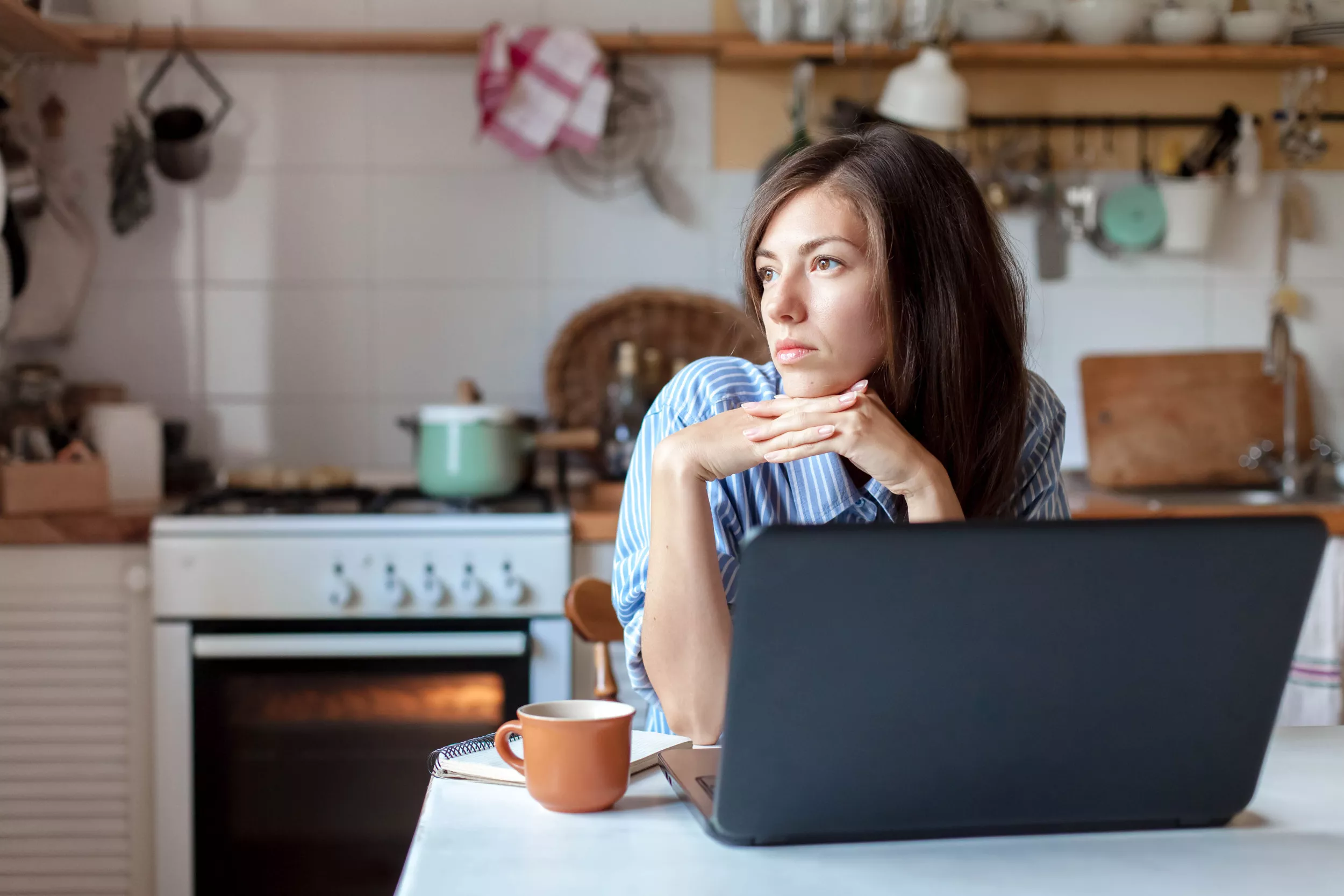 Wife Uninviting 'Picky Eater' Mother-in-Law From Thanksgiving Backed Online - Vimarsana News
