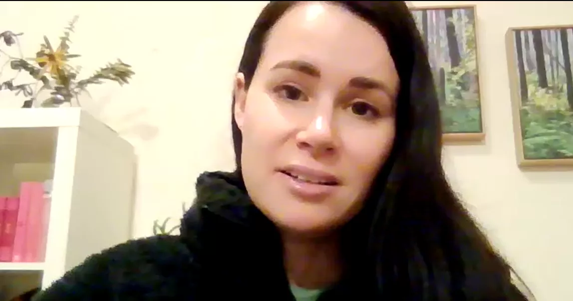 Woman Taken Hostage in Iran: Revolutionary Guard Tried to Make Me His Wife - Vimarsana News