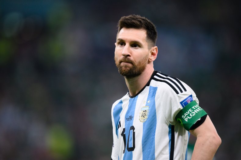 Lionel Messi scores eighth World Cup goal