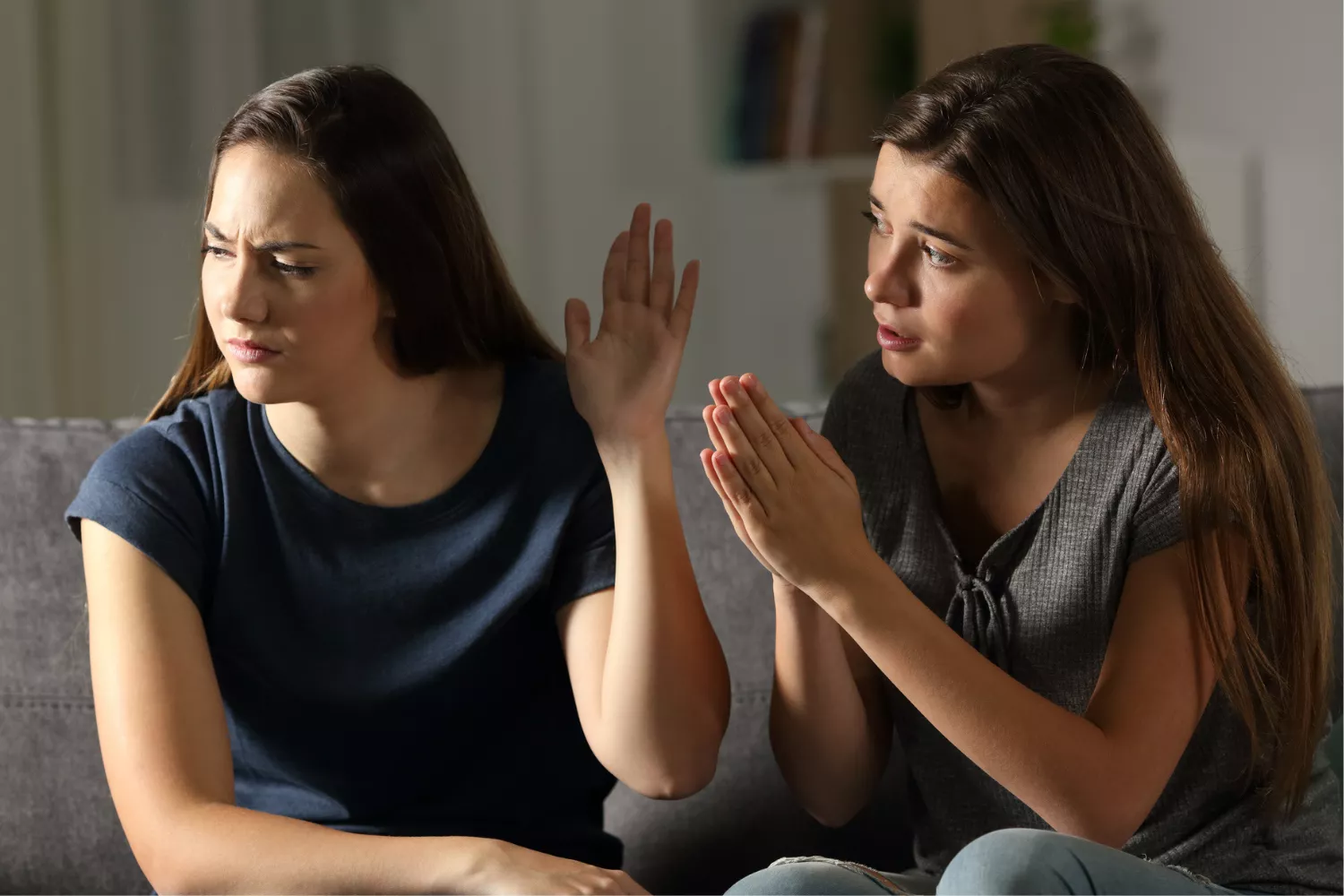 Twin Sister Slammed for Lying About Revenge Porn: 'Said It Was Me' - Vimarsana News