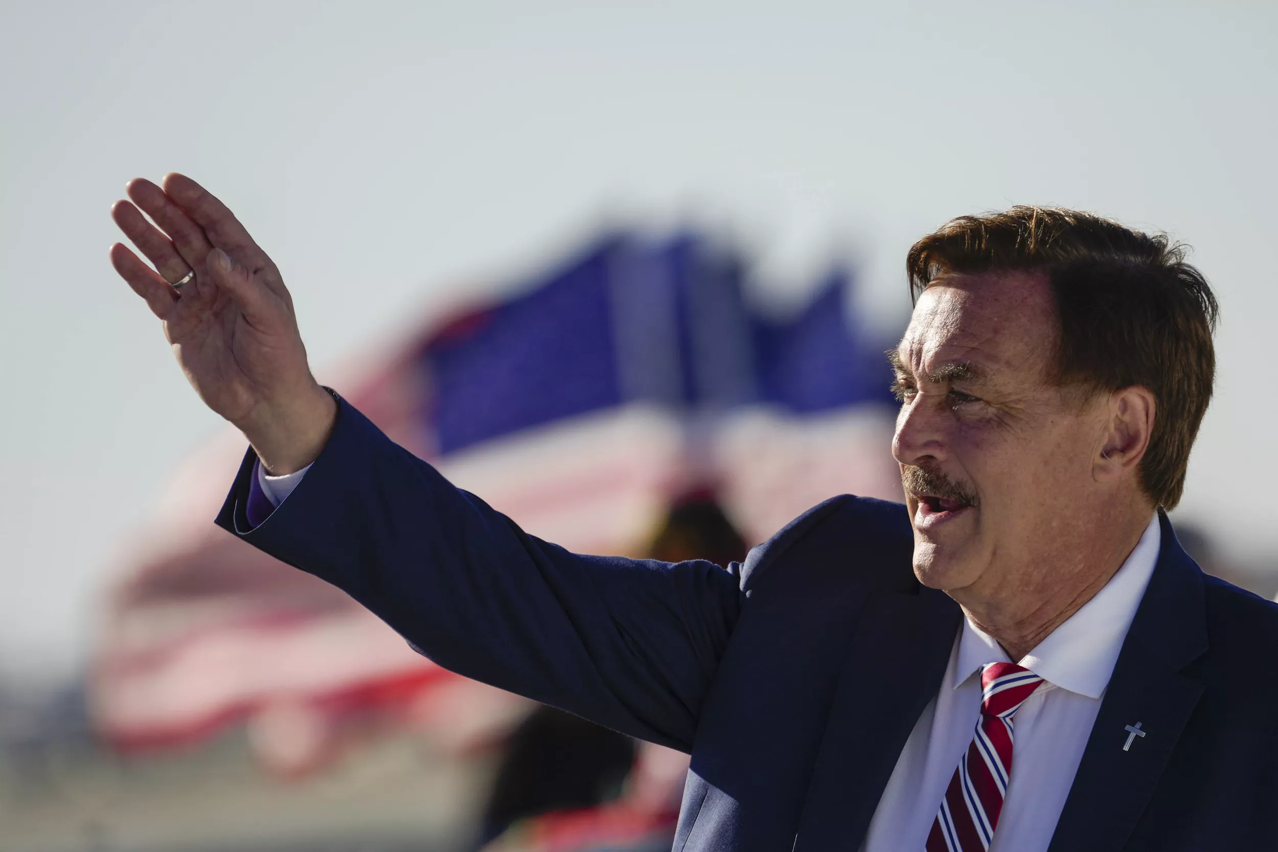 Mike Lindell Running for RNC Chair Sparks Wave of Jokes - Vimarsana News