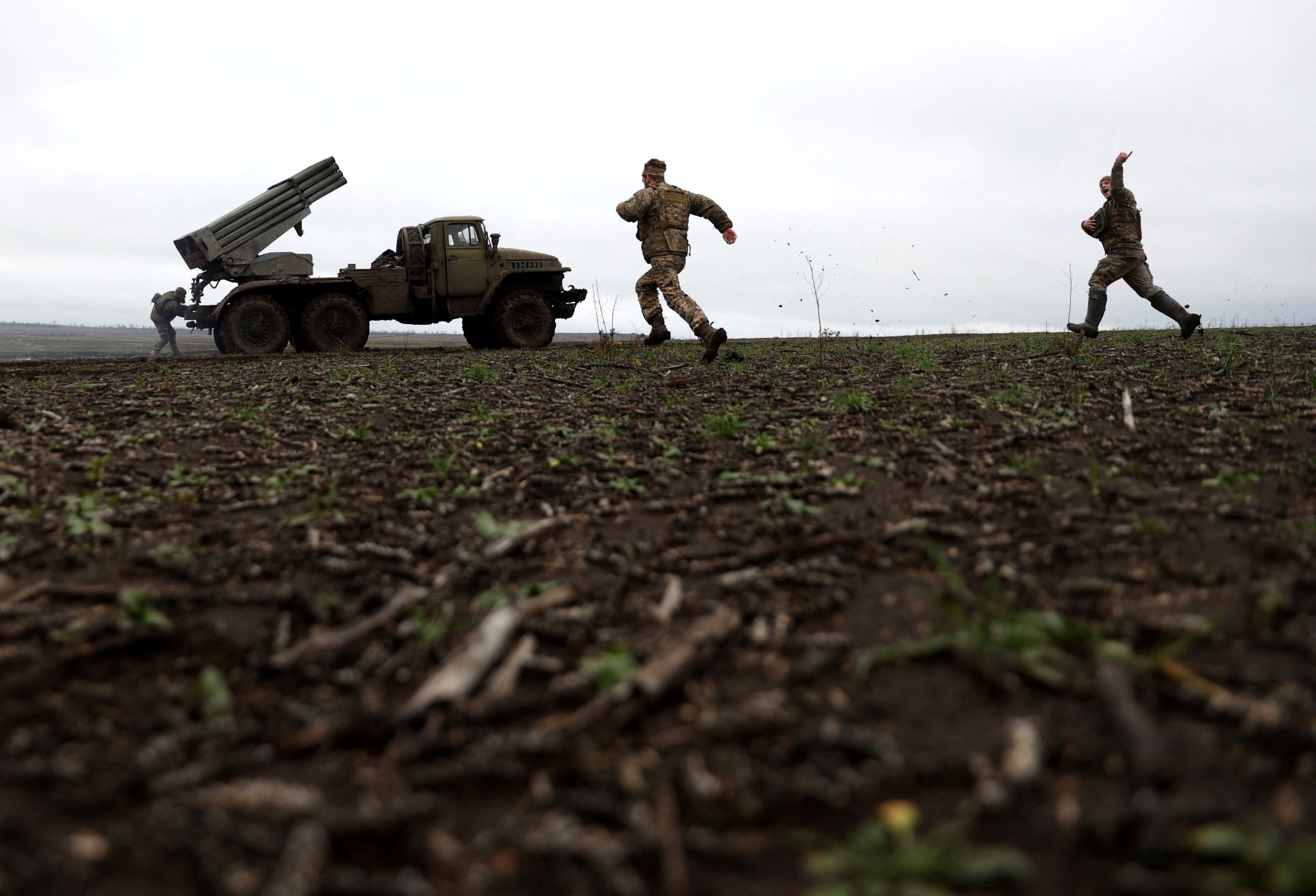 'Degraded' Russian Troops Unlikely To Quickly Encircle Bakhmut: ISW ...