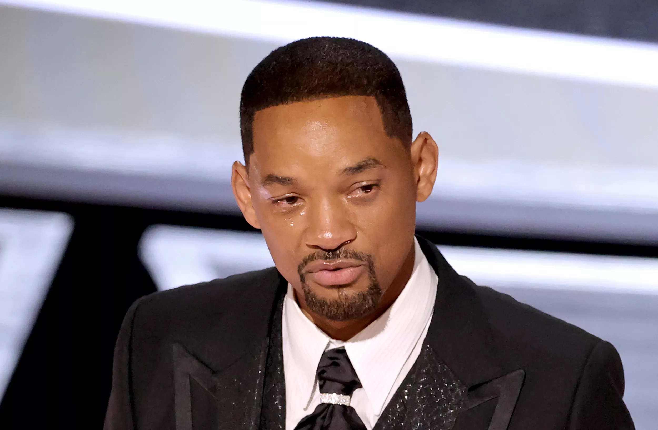Will Smith Tears Up as He Addresses Chris Rock Oscars Slap: 'It Was a Mess' - Vimarsana News