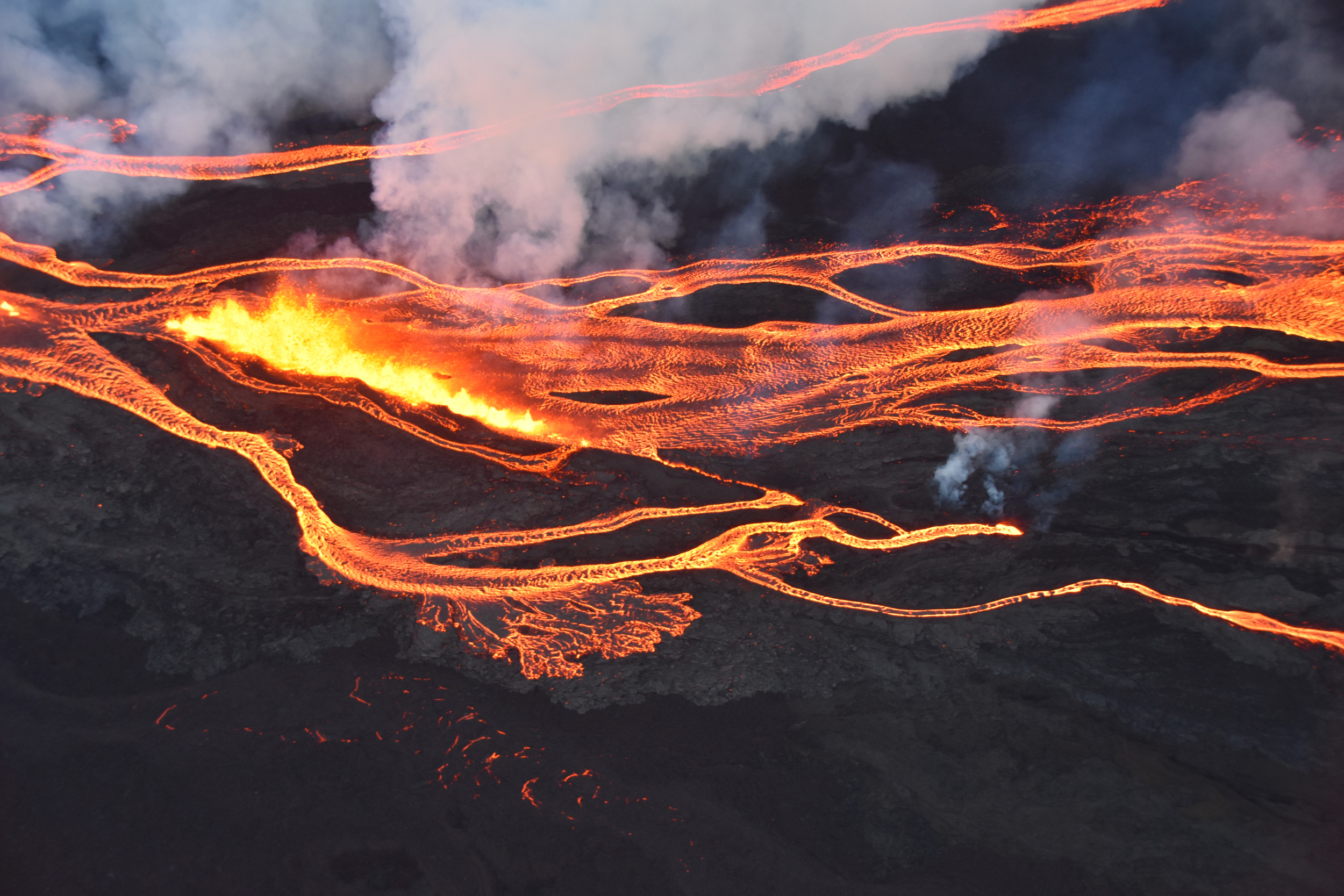 How Mauna Loa Went From A Hot Blob To The Biggest Volcano In The World