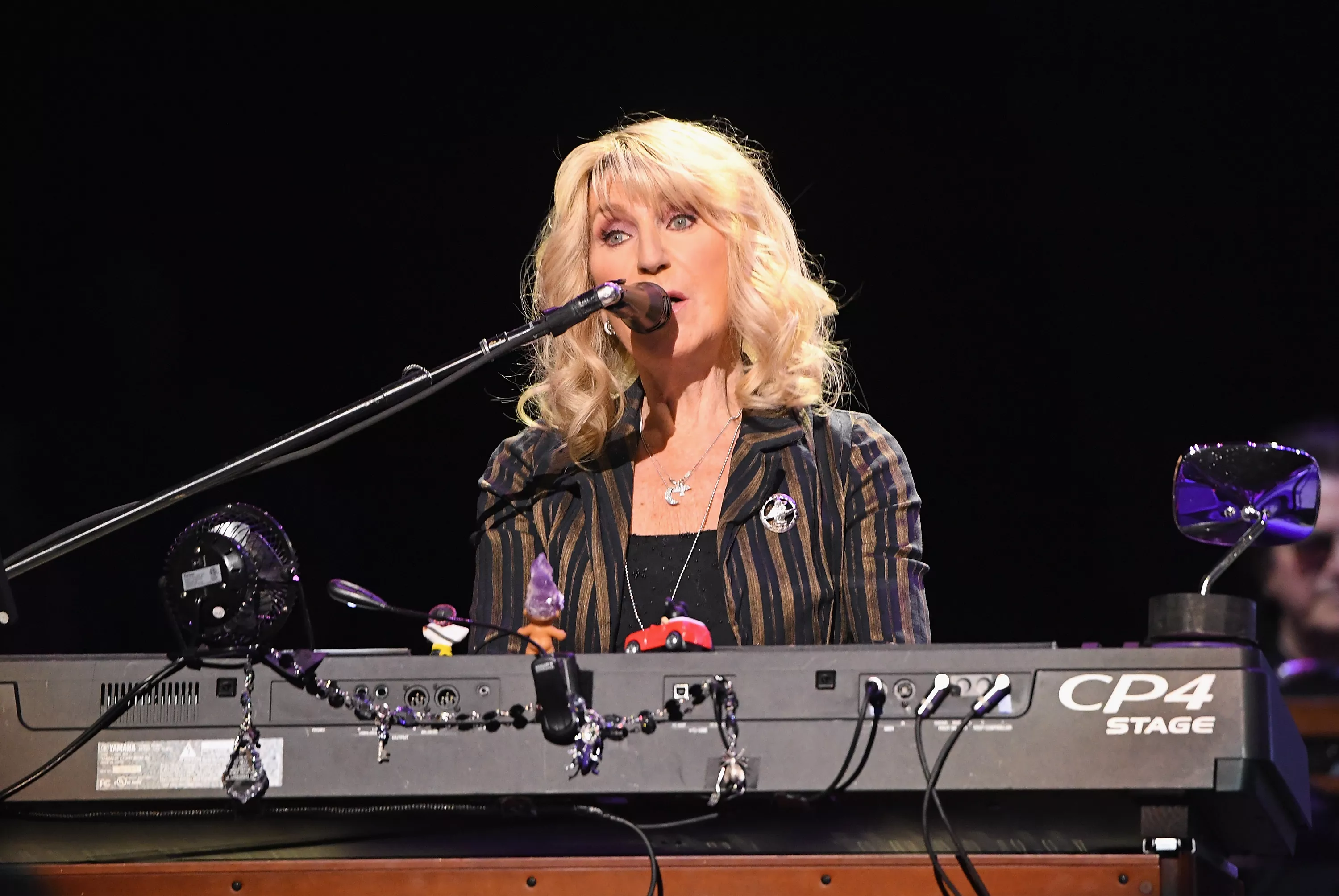 Christine McVie Once Described 'Spiritual' Writing of Beloved 'Songbird' - Vimarsana News