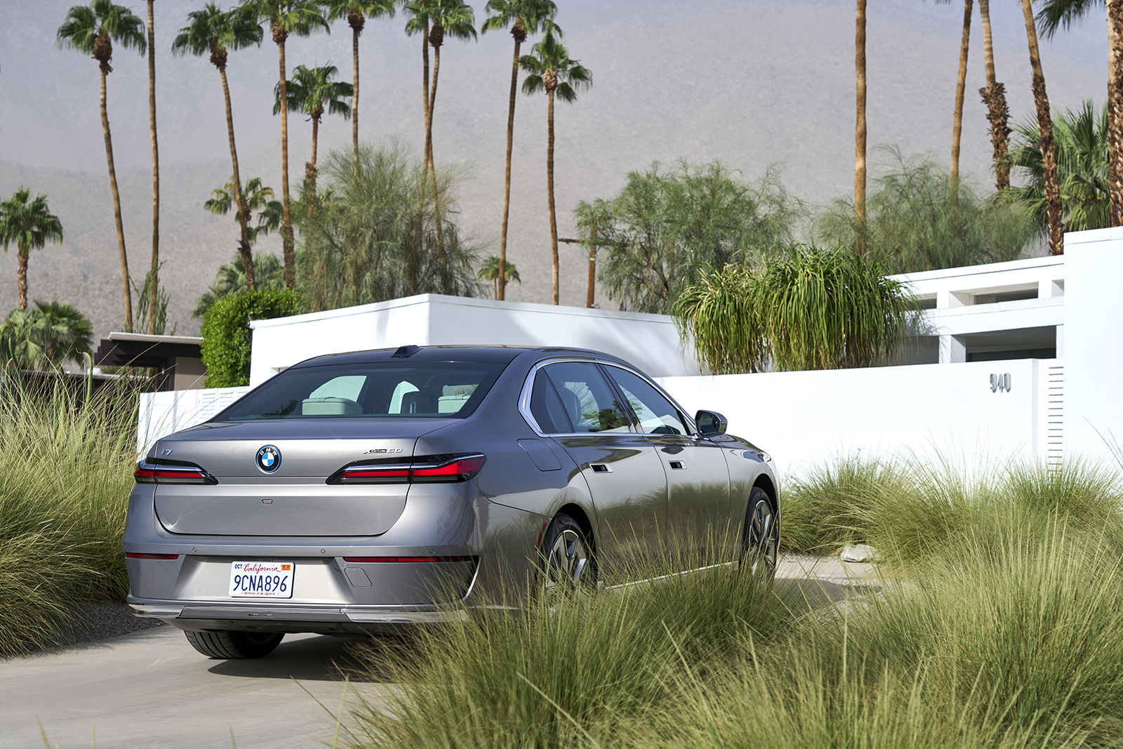 2023 BMW I7 XDrive60 Review: BMW's Driving Signature Goes Electric ...