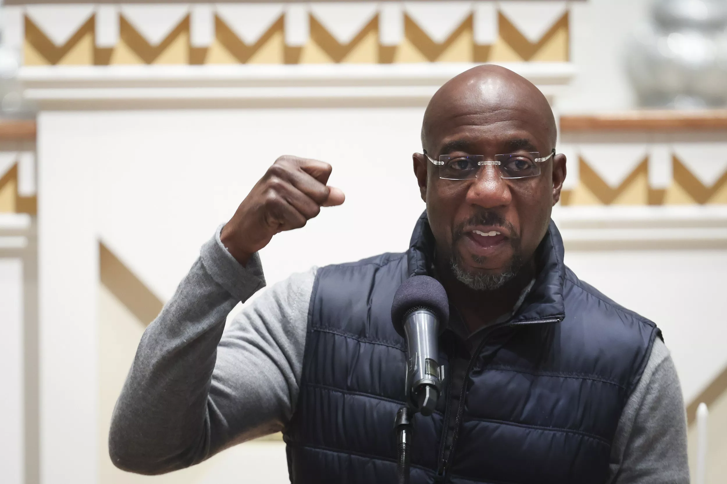 Alarm Bells Ring for Raphael Warnock as Georgia Voters Head to Polls - Vimarsana News