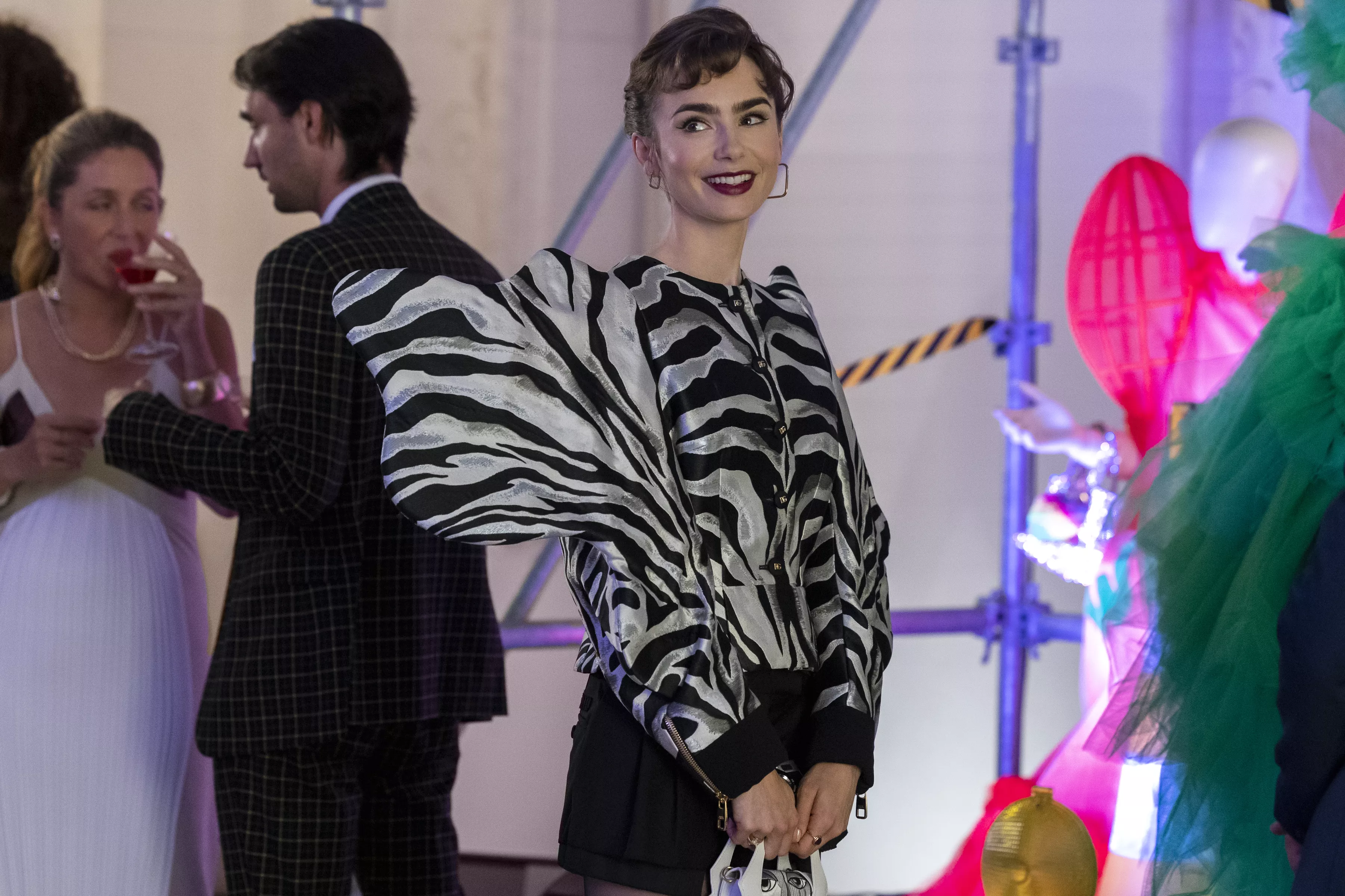 'Emily in Paris' Season 3 Release Date, Cast, Trailer, Plot - Vimarsana News