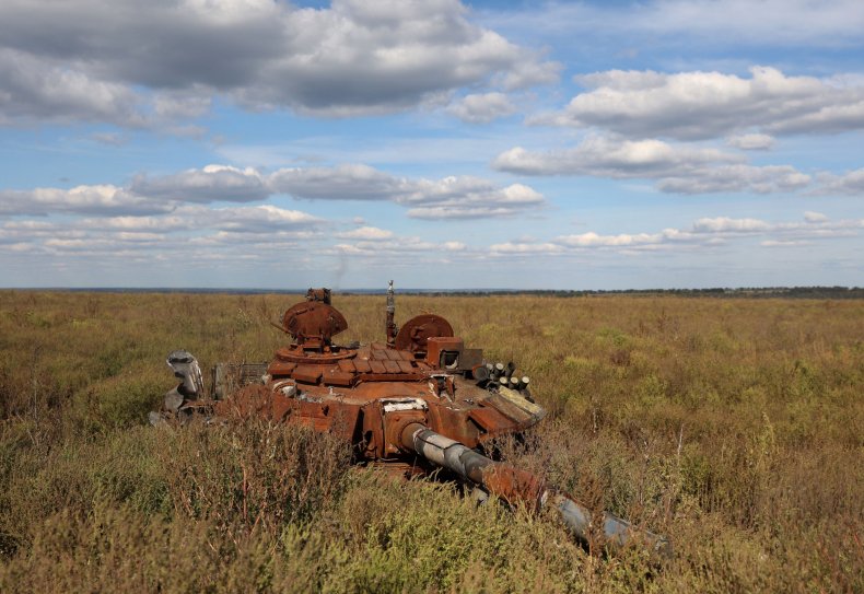Уничтожить российские танки на украинской границе Донецк-Харьков