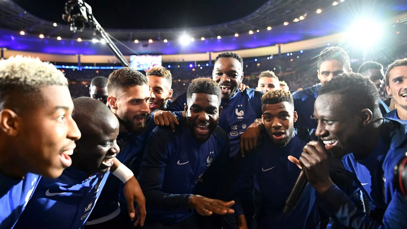 France world cup online song