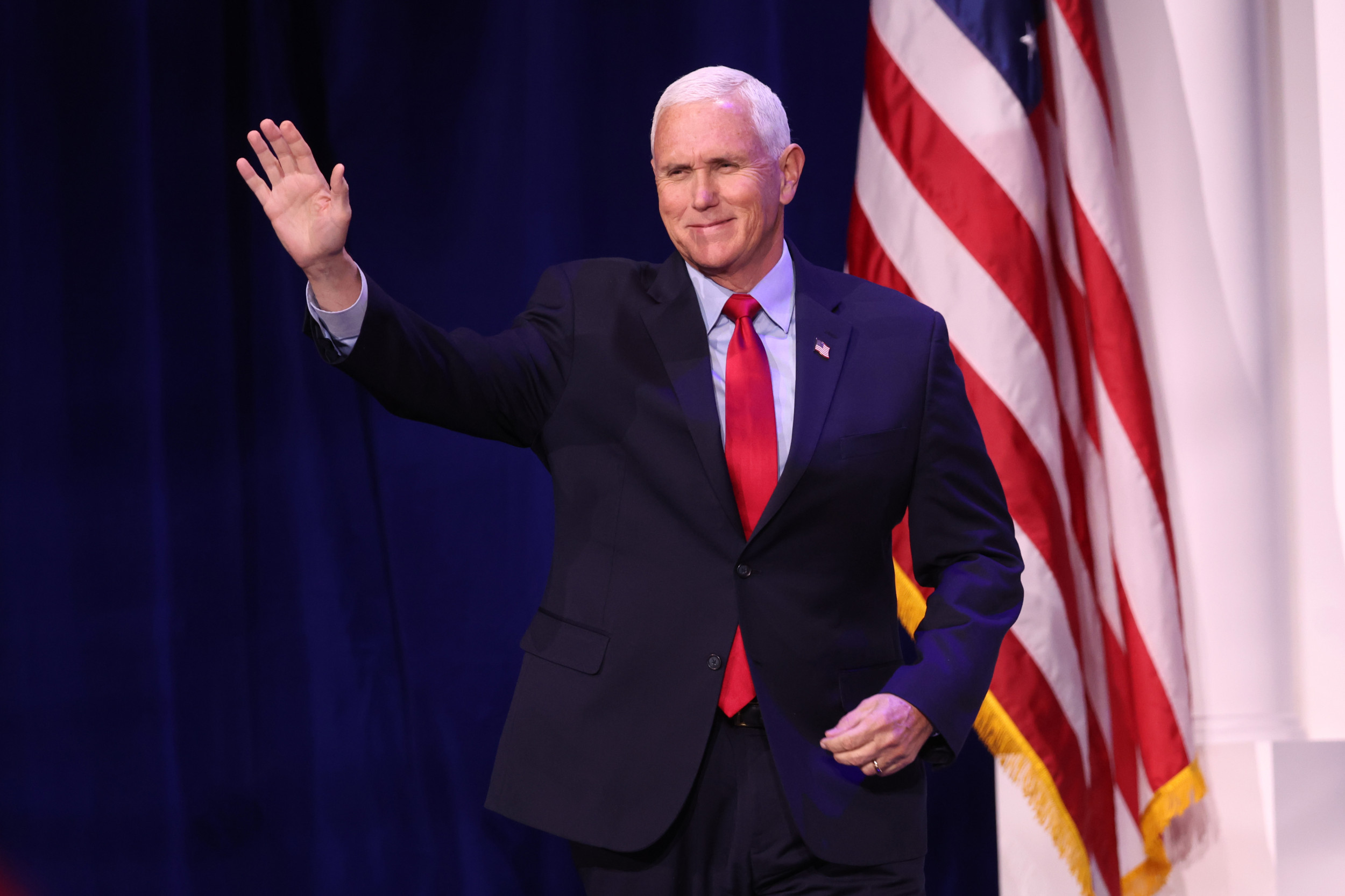 Mike Pence Denies Presidential Candidate Filing: Spokesperson thumbnail