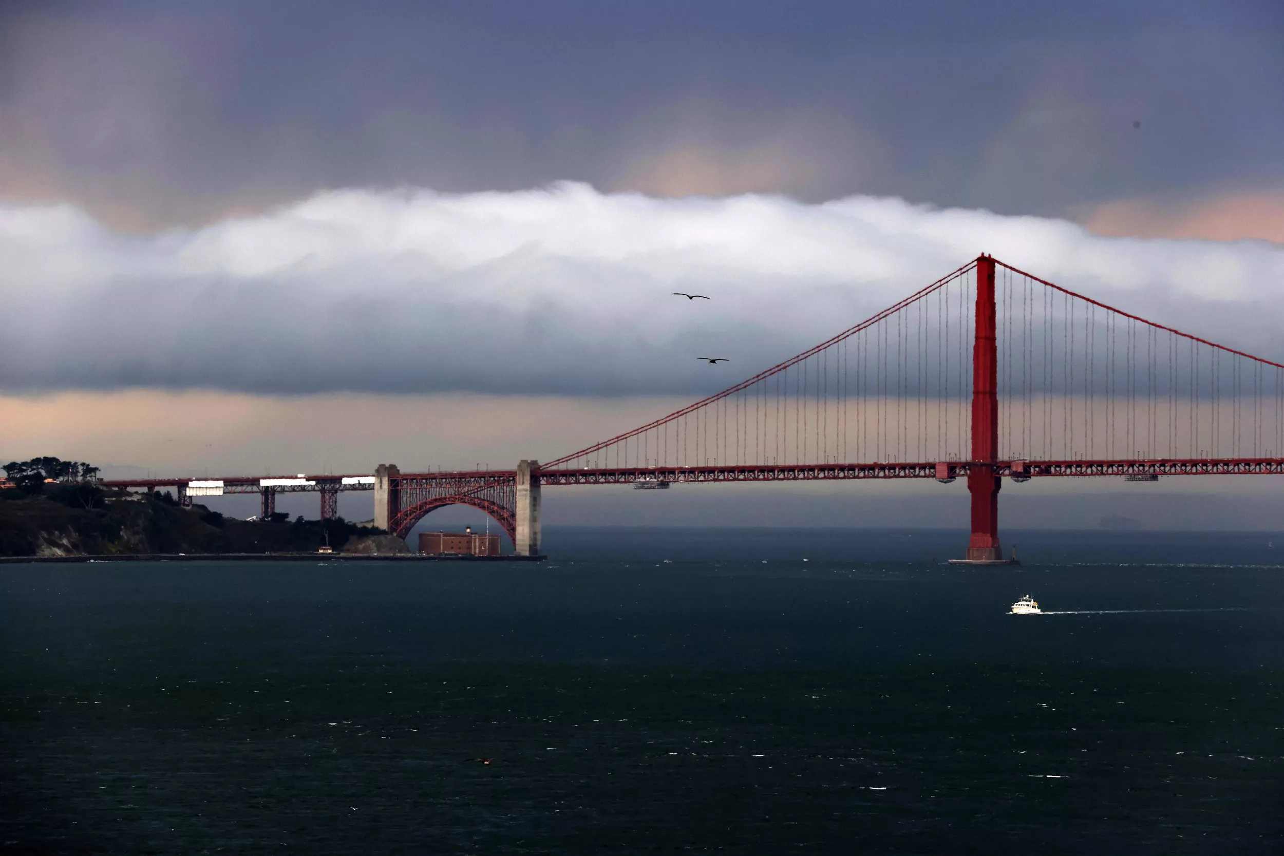 Cars Half Submerged as San Francisco Hit With Flooding Amid 'Extreme' Storm - Vimarsana News