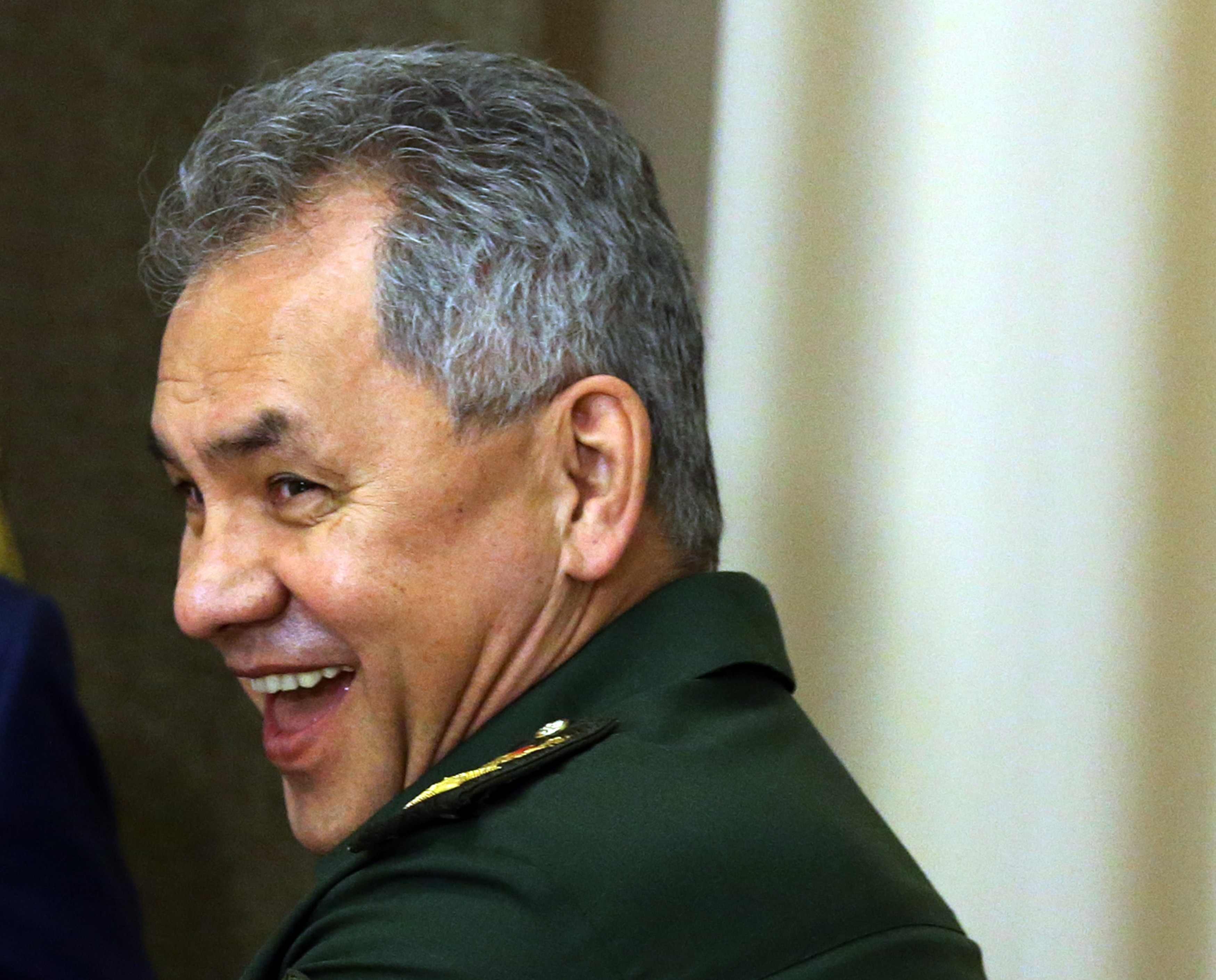 Fact Check: Did Russia's Shoigu Party as HIMARS Decimated Makiivka Base?