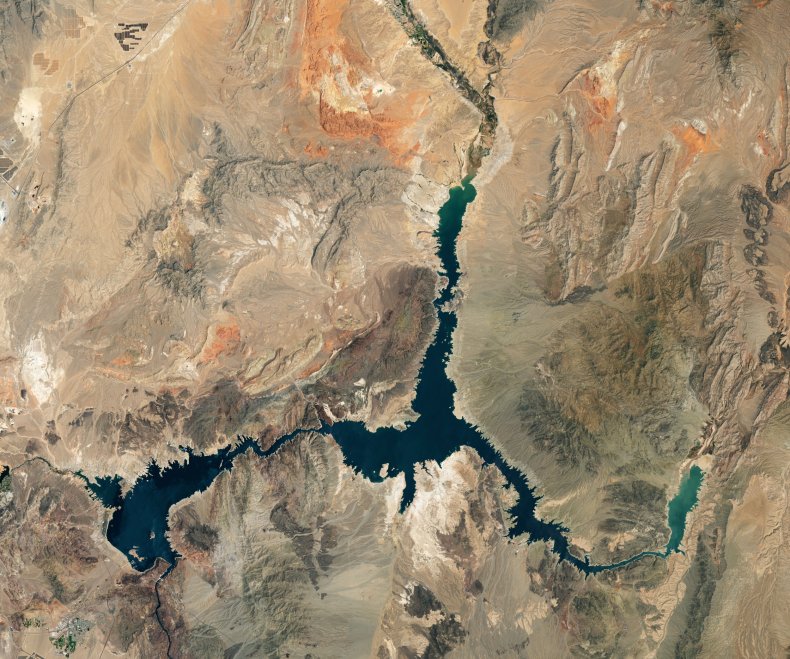 Lake Mead Water Levels Before and After Drought Is Sobering Shot of Future