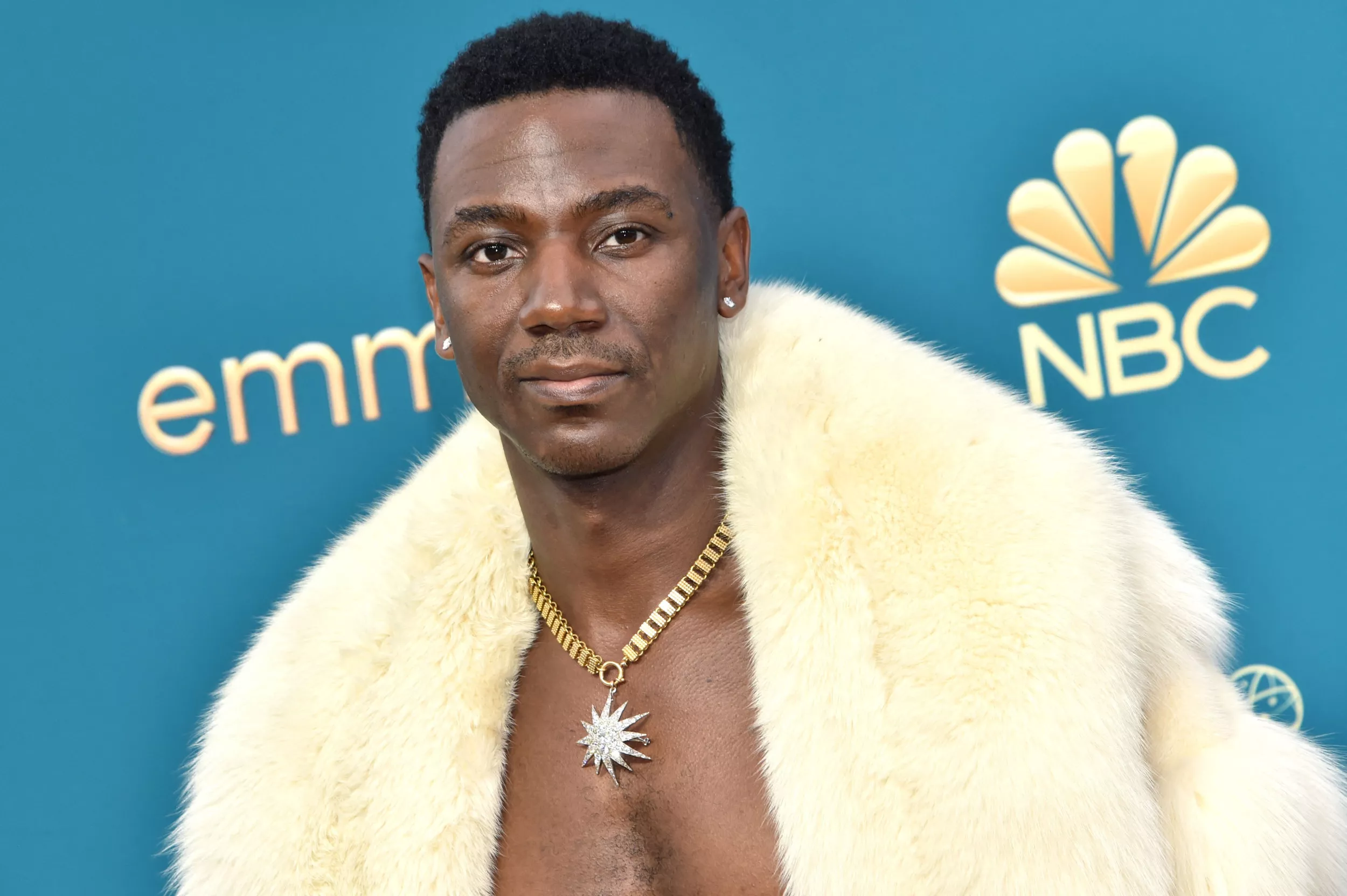 Golden Globes Host Jerrod Carmichael's Monologue in Full: 'Awkwardness' - Vimarsana News