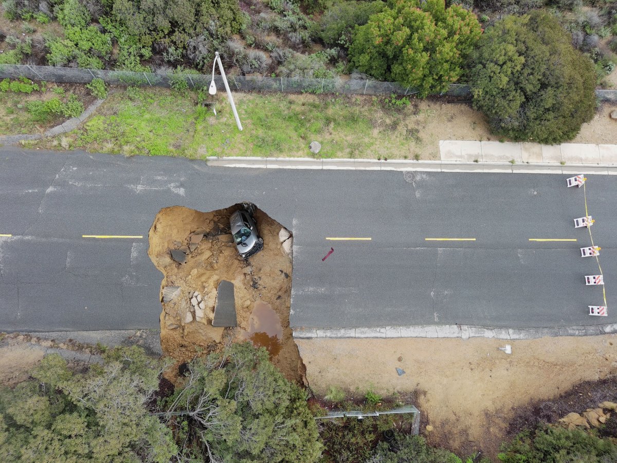 Aerial view of Los Angeles sinkhole