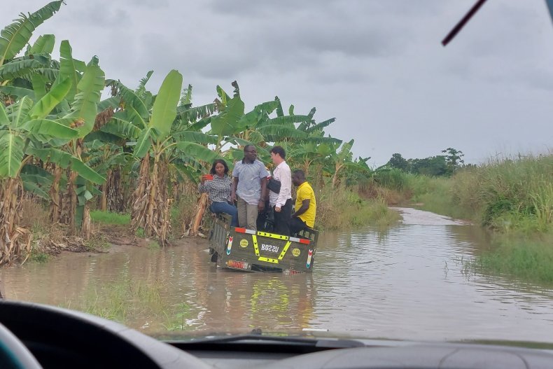 Volunteers bogged down in rainwater Ghana