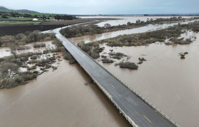 Footage of Salinas River Flooding Footage of Salinas River Flooding