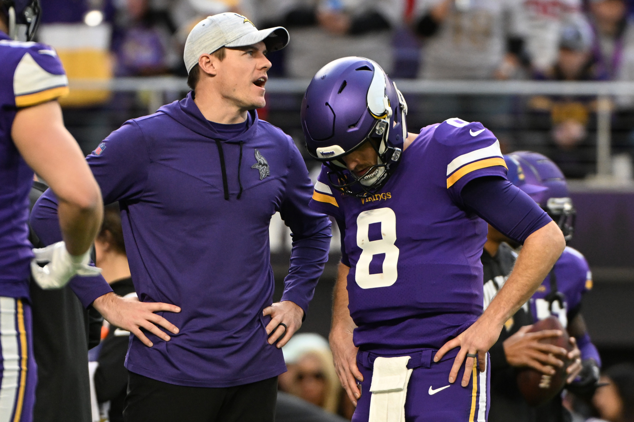 Vikings' QB Kirk Cousins Angers Fans With Shocking End To Playoffs—'How ...