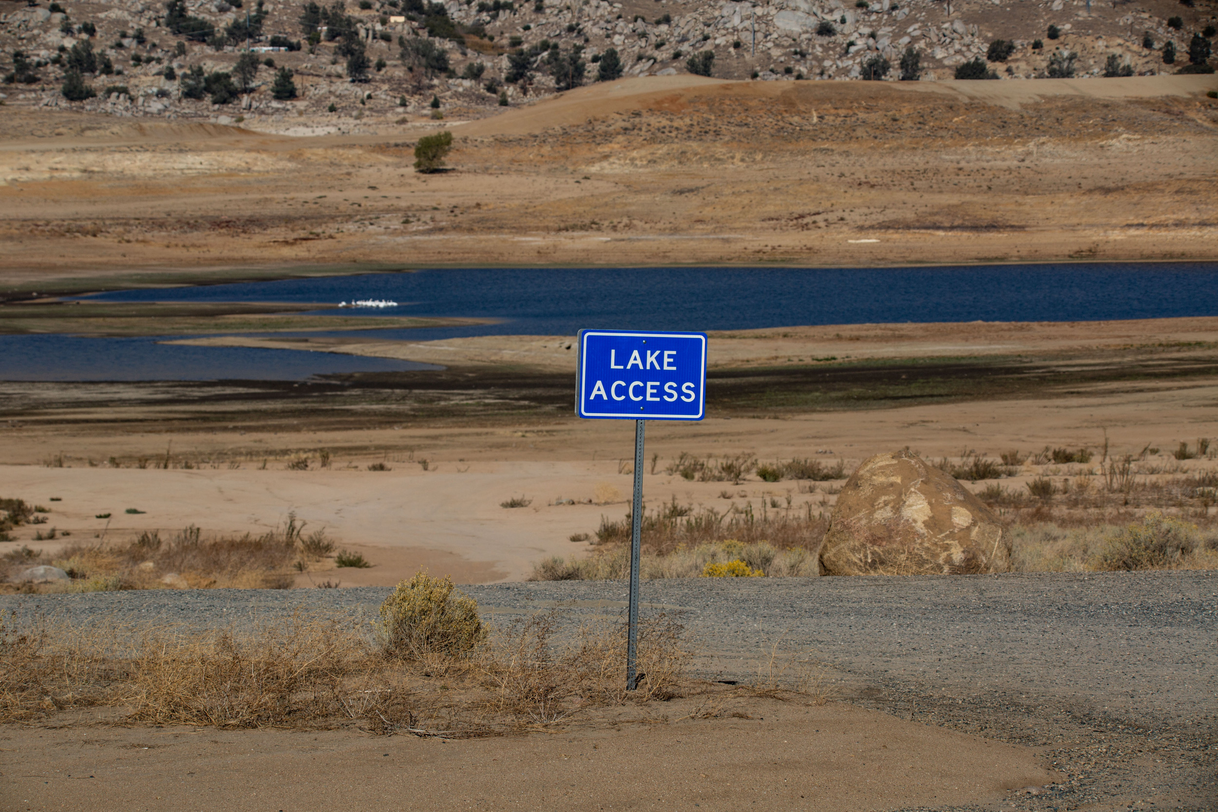 Deep Trouble Water Levels At California S Reservoirs Leaving Towns   Lake Isabella California Drought 