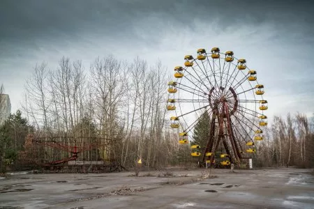 chernobyl-ferris-wheel.webp