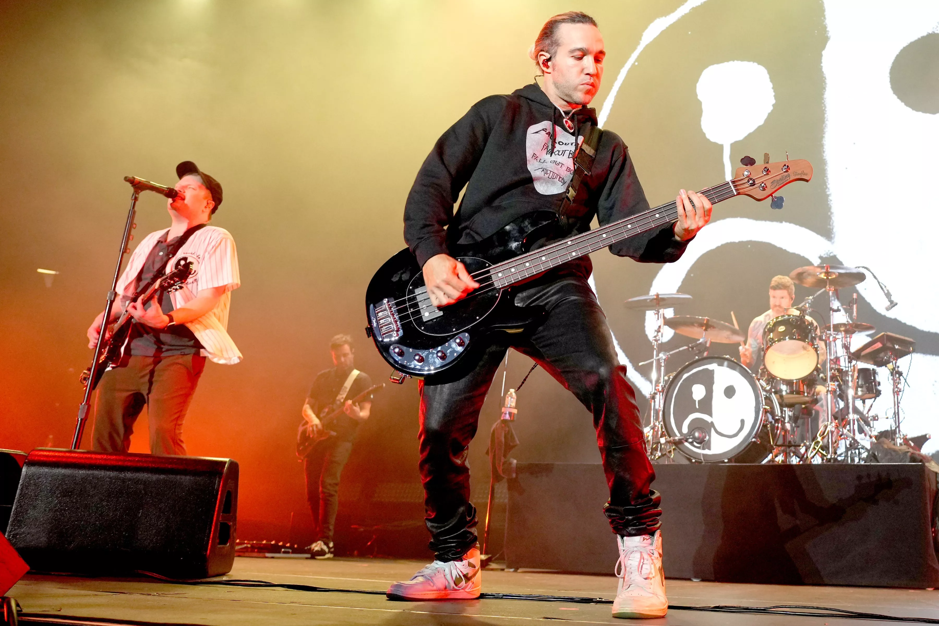 Fall Out Boy Fans' Fury Over New Song's Apple Music Delay: 'I Need My Fix' - Vimarsana News