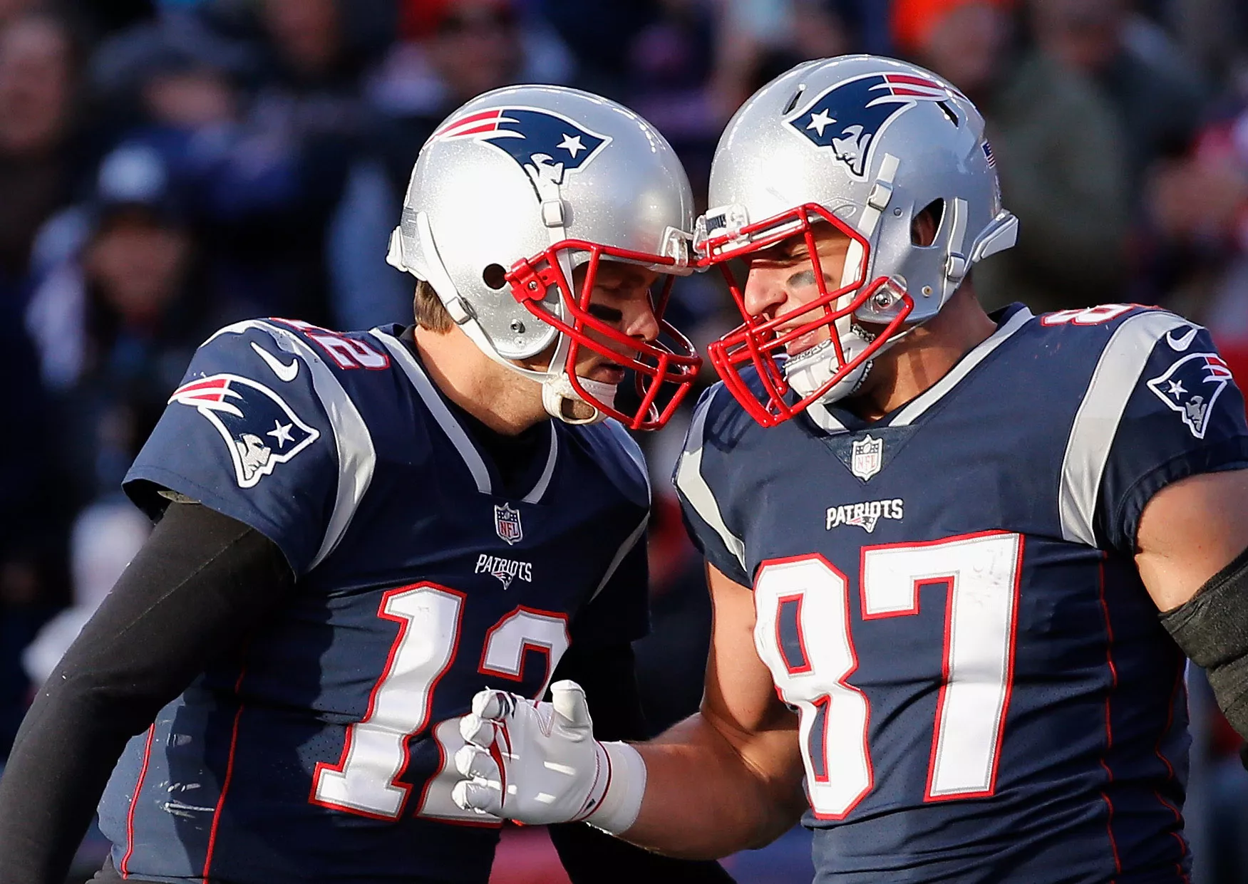 Rob Gronkowski Thought Tom Brady Was 'Crazy' When They Met—'Out of Control' - Vimarsana News