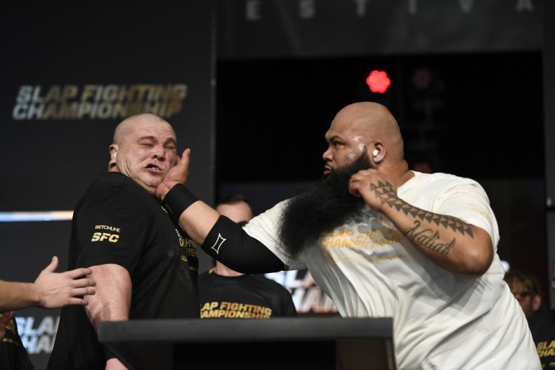 Slap fighting