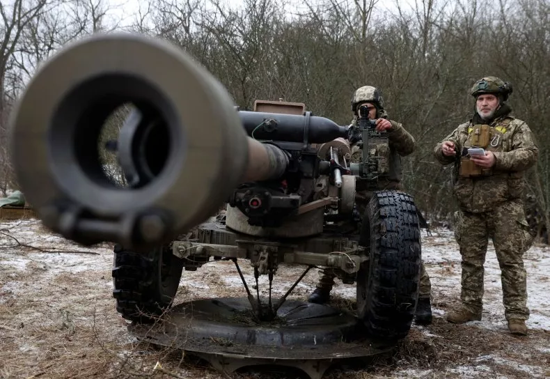 ukrainian-artillerymen.webp?w=790&f=46e529a9226056b731bc22eb33624128